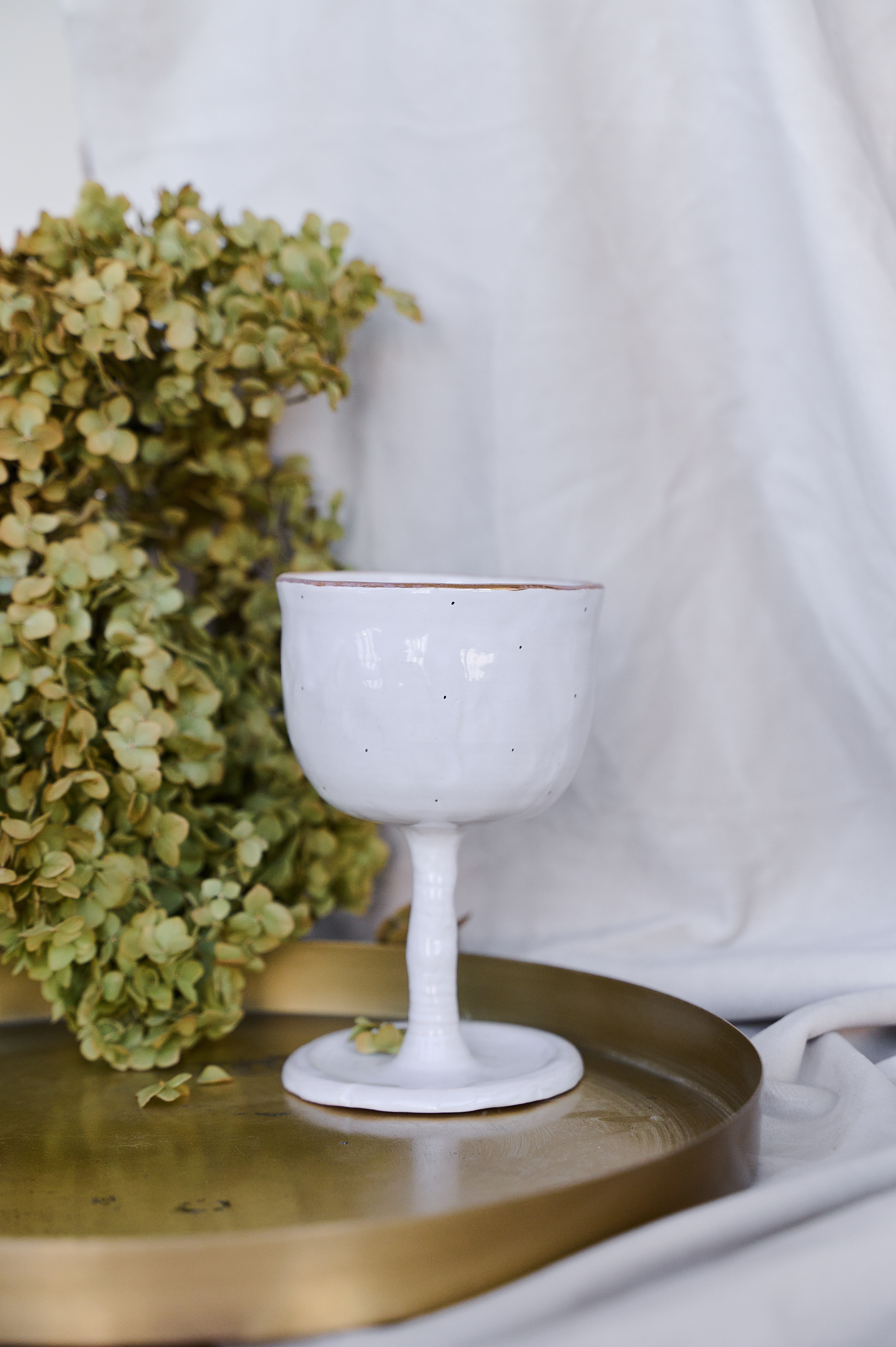 Келих на вищій ножці