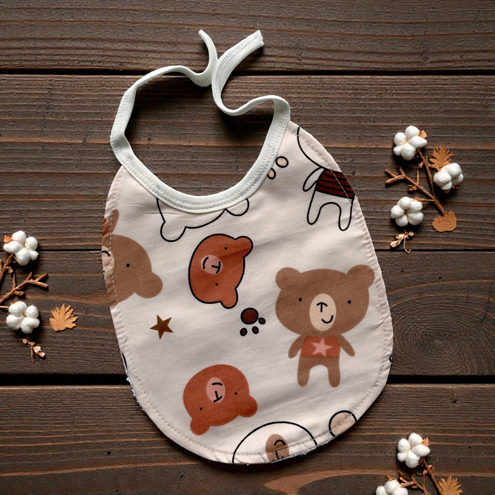 Непромокаючий слинявчик на завязках Ведмедик