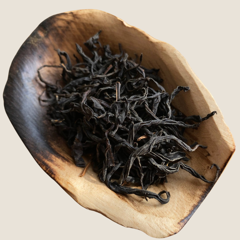 Улун Сі Дань «Одинокий кущ з гори Фенікс» 2025 року