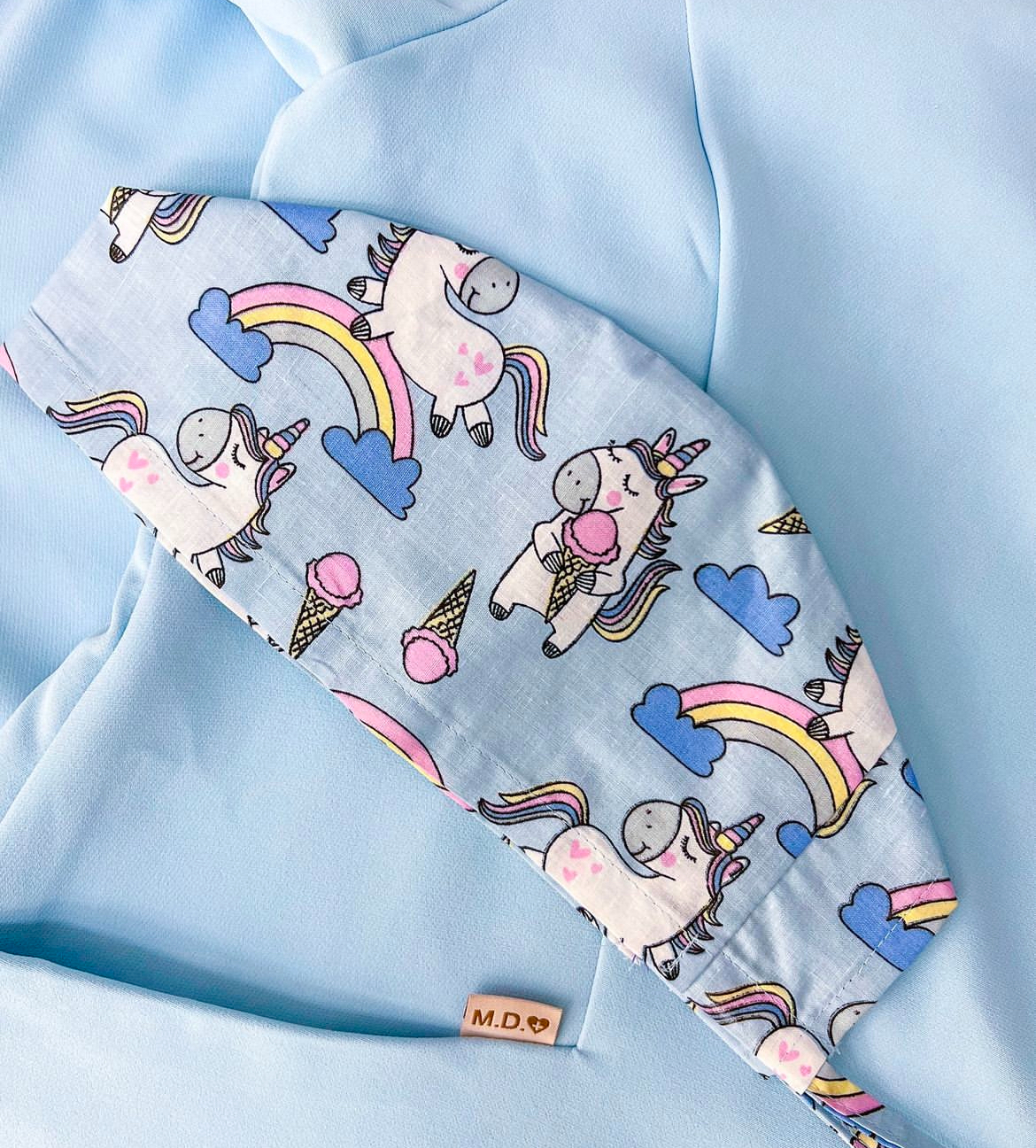 Медична шапочка з принтом "Єдинороги і морозиво"