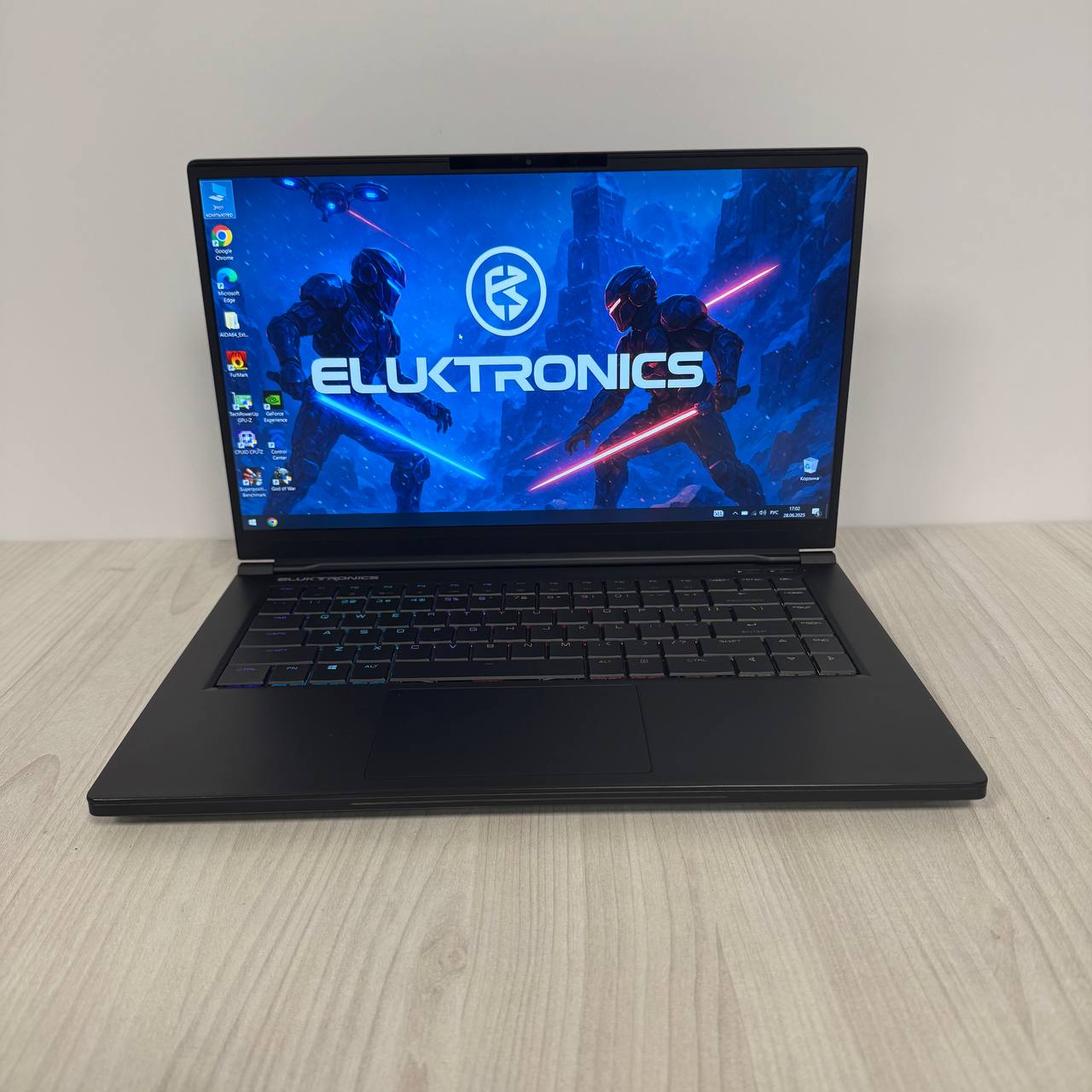 Eluktronics MAG-15 2070