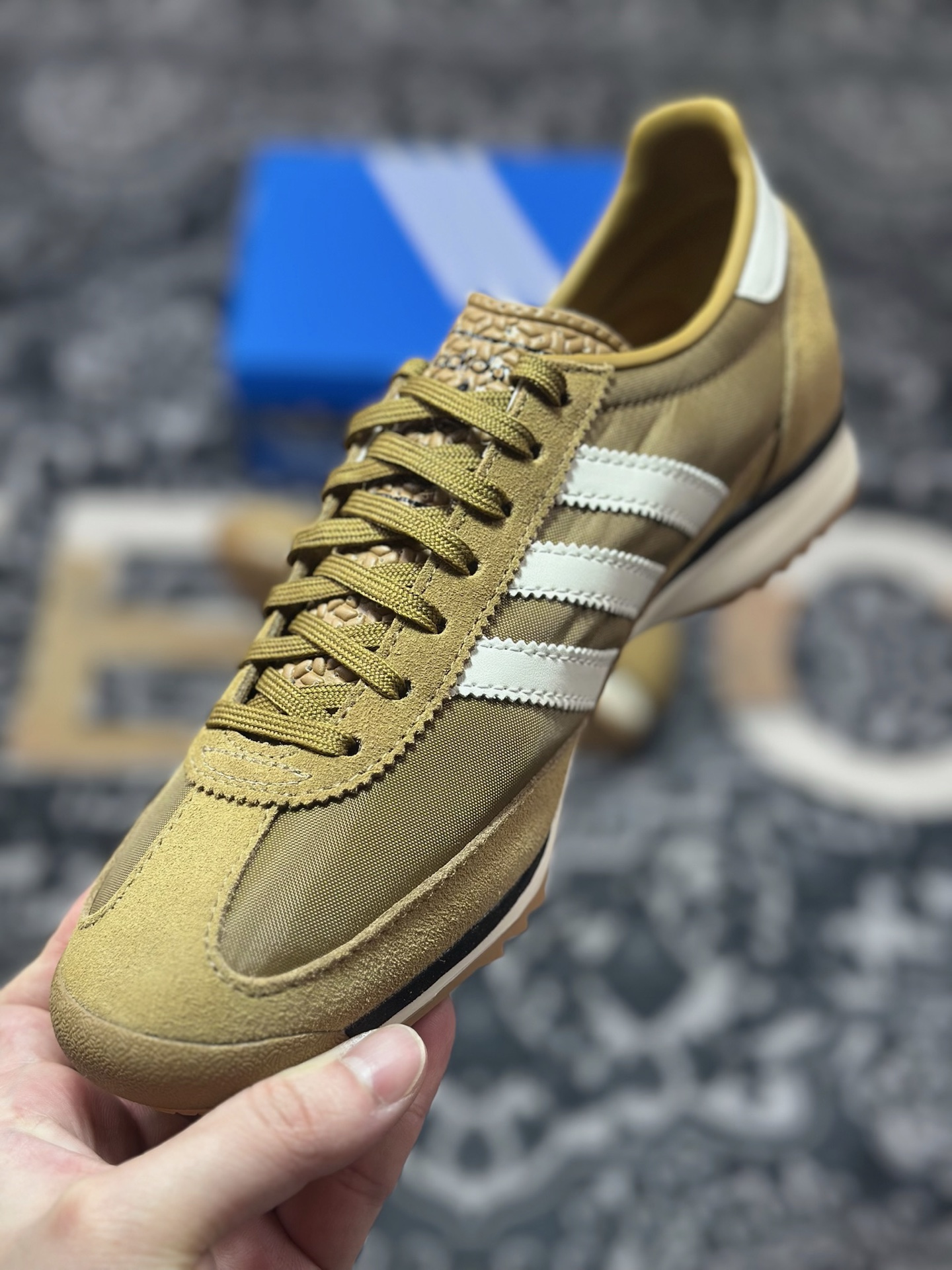 Adidas Originals SL  JH8656