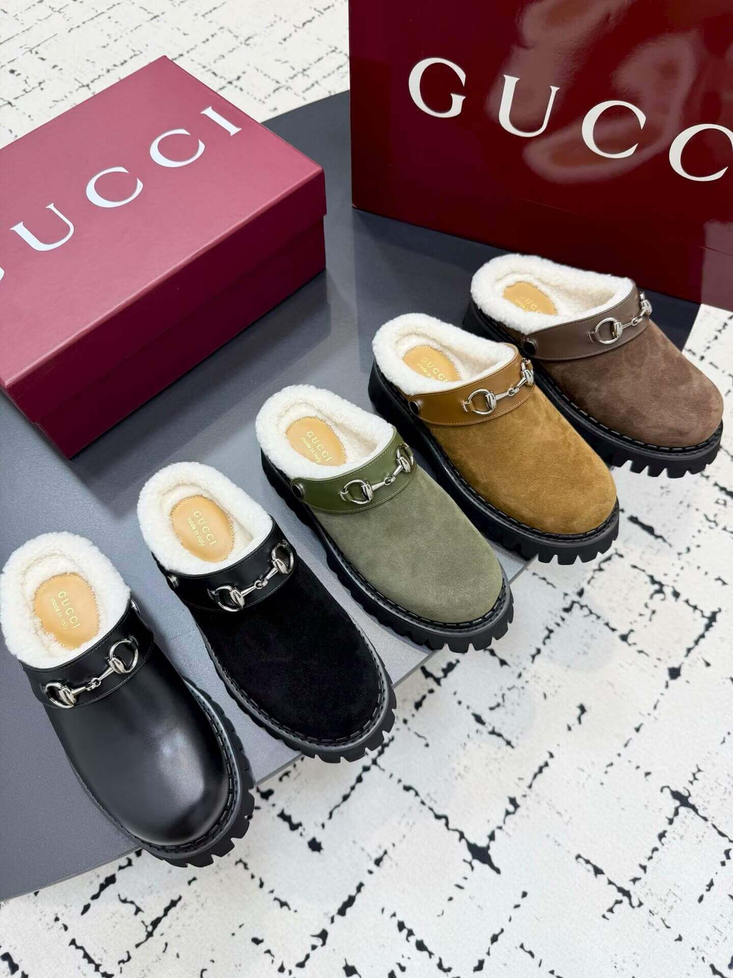 Gucci шльопанці