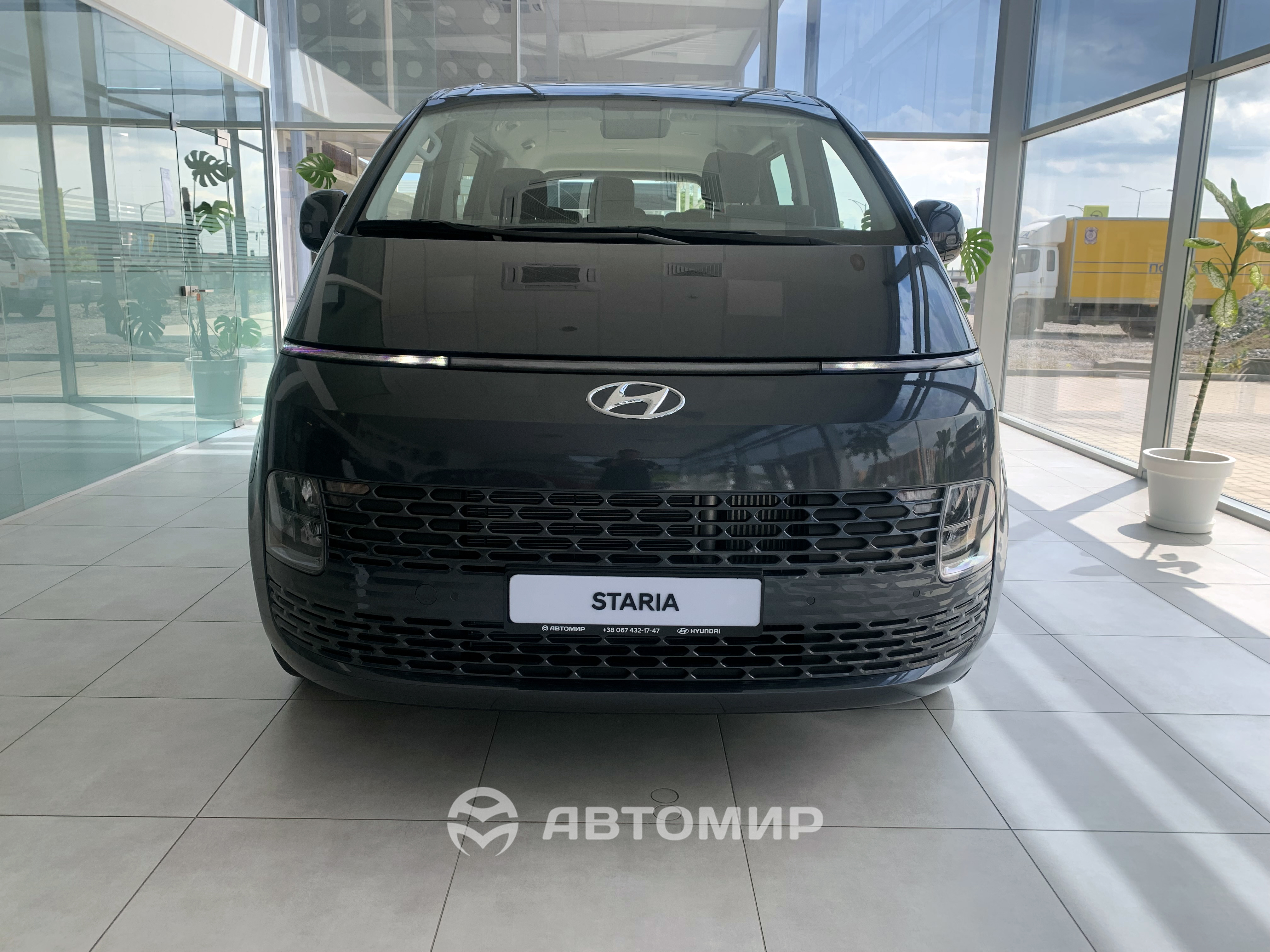 Hyundai Staria 2024_2.2 CRDi VGT AT (177 к.с.) 4WD Business+