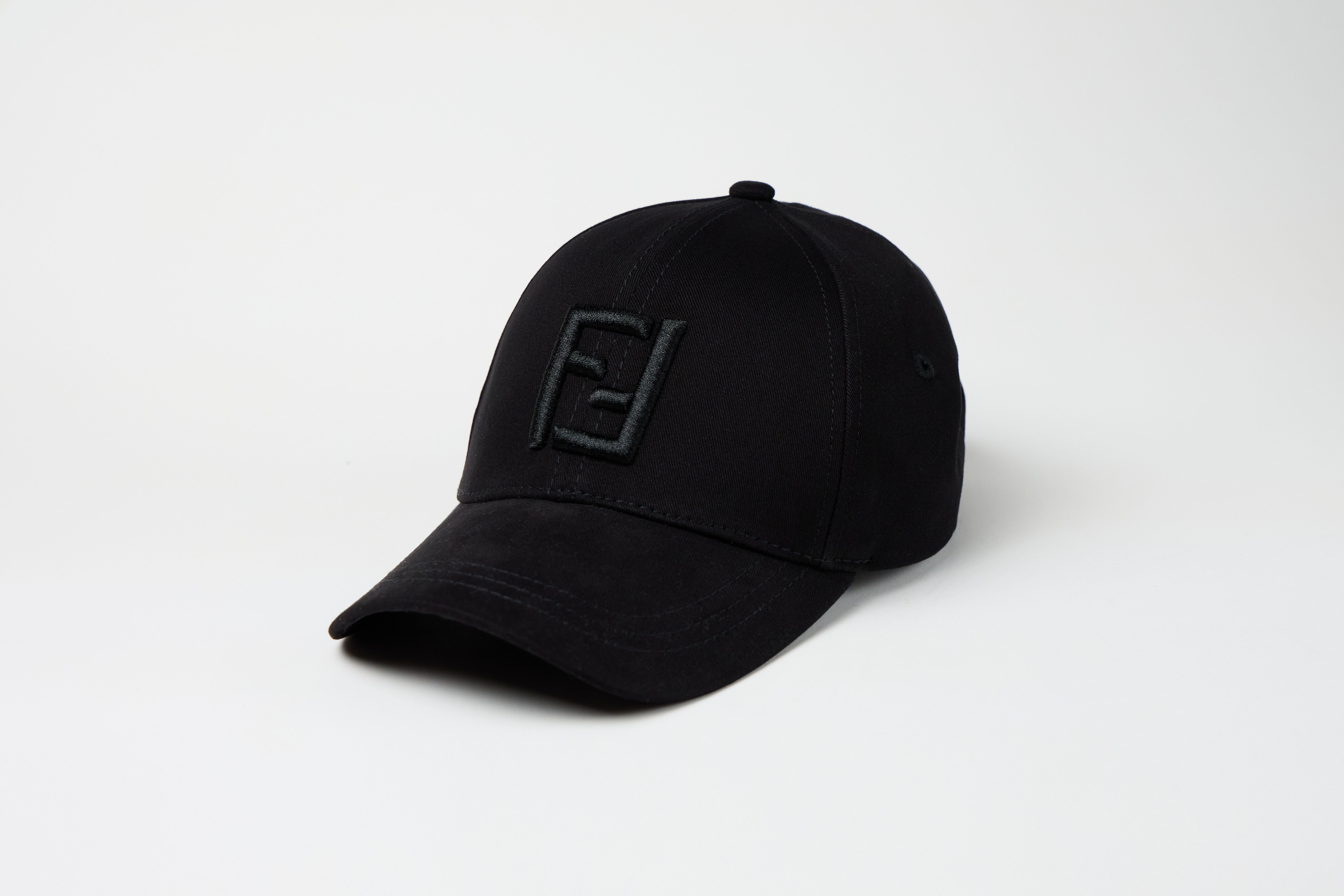 Бейсболка Fendi - Фенді Вишивка Чорна Копія