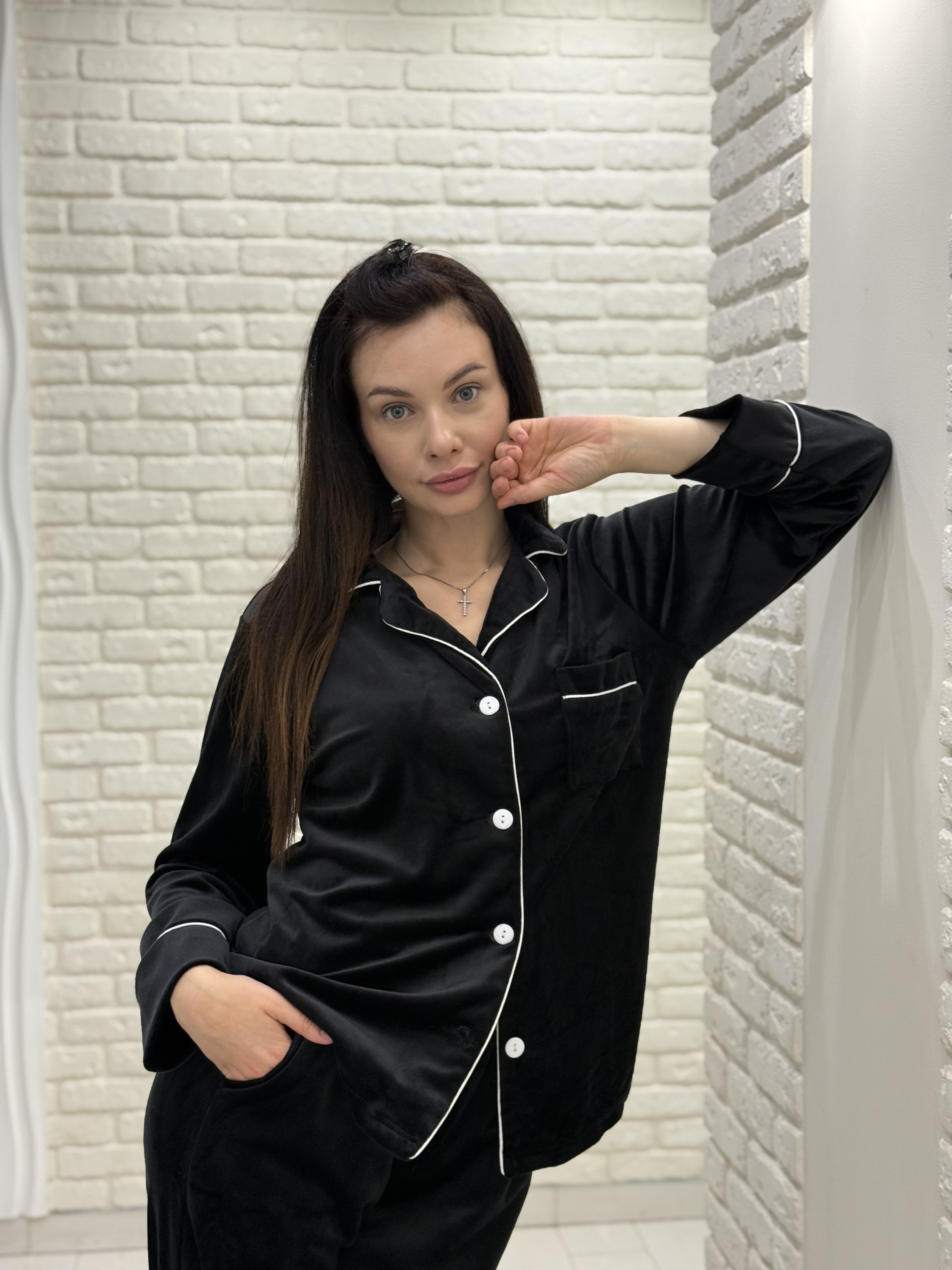 Піжама з велюру сорочка та штани