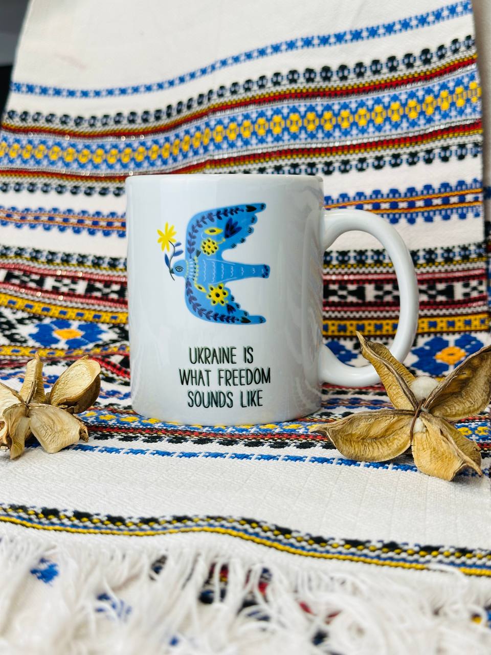 Керамічна чашка "Птах Свободи" | Mug en céramique "Oiseau de la Liberté"