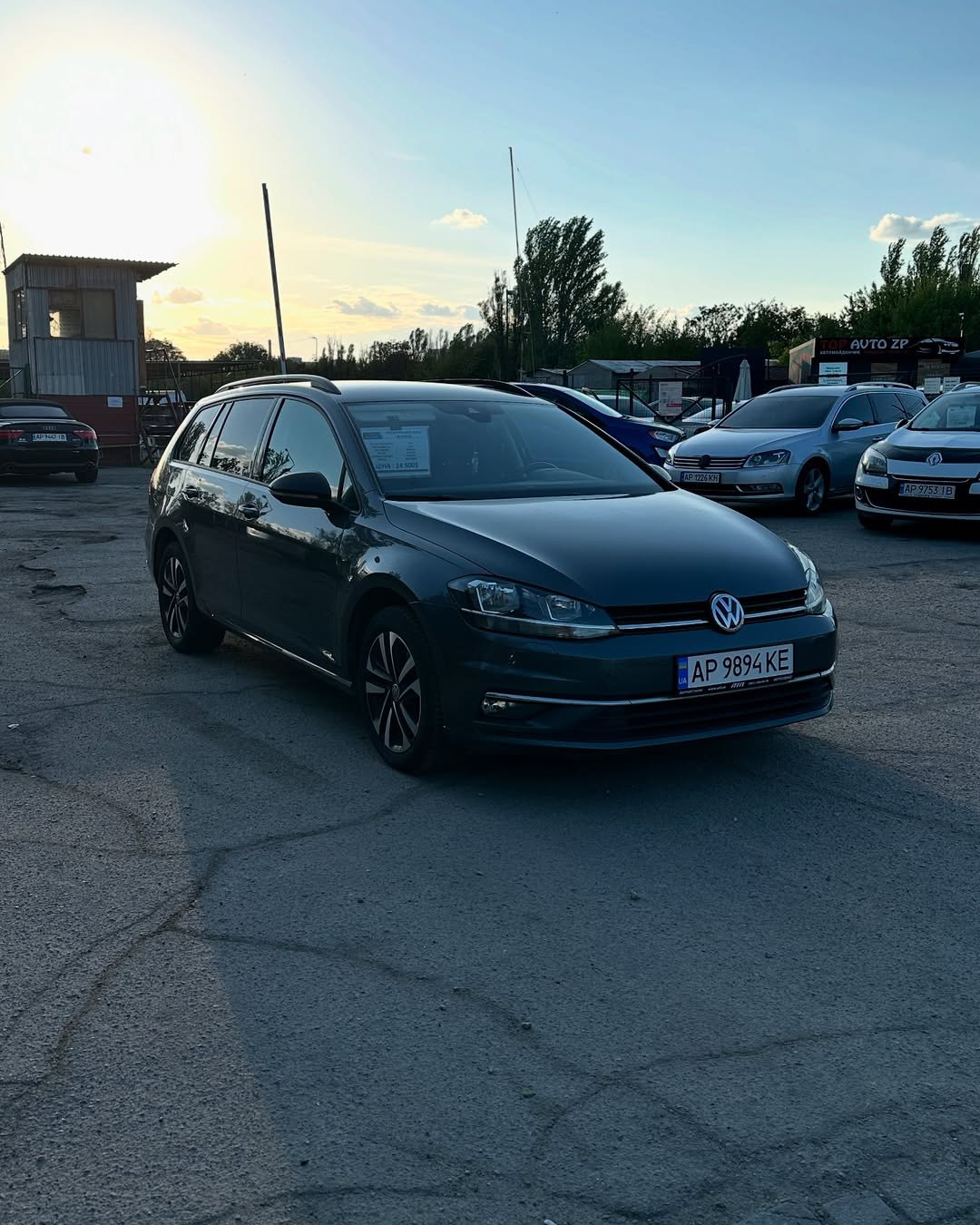 Volkswagen Golf IQ-Drive