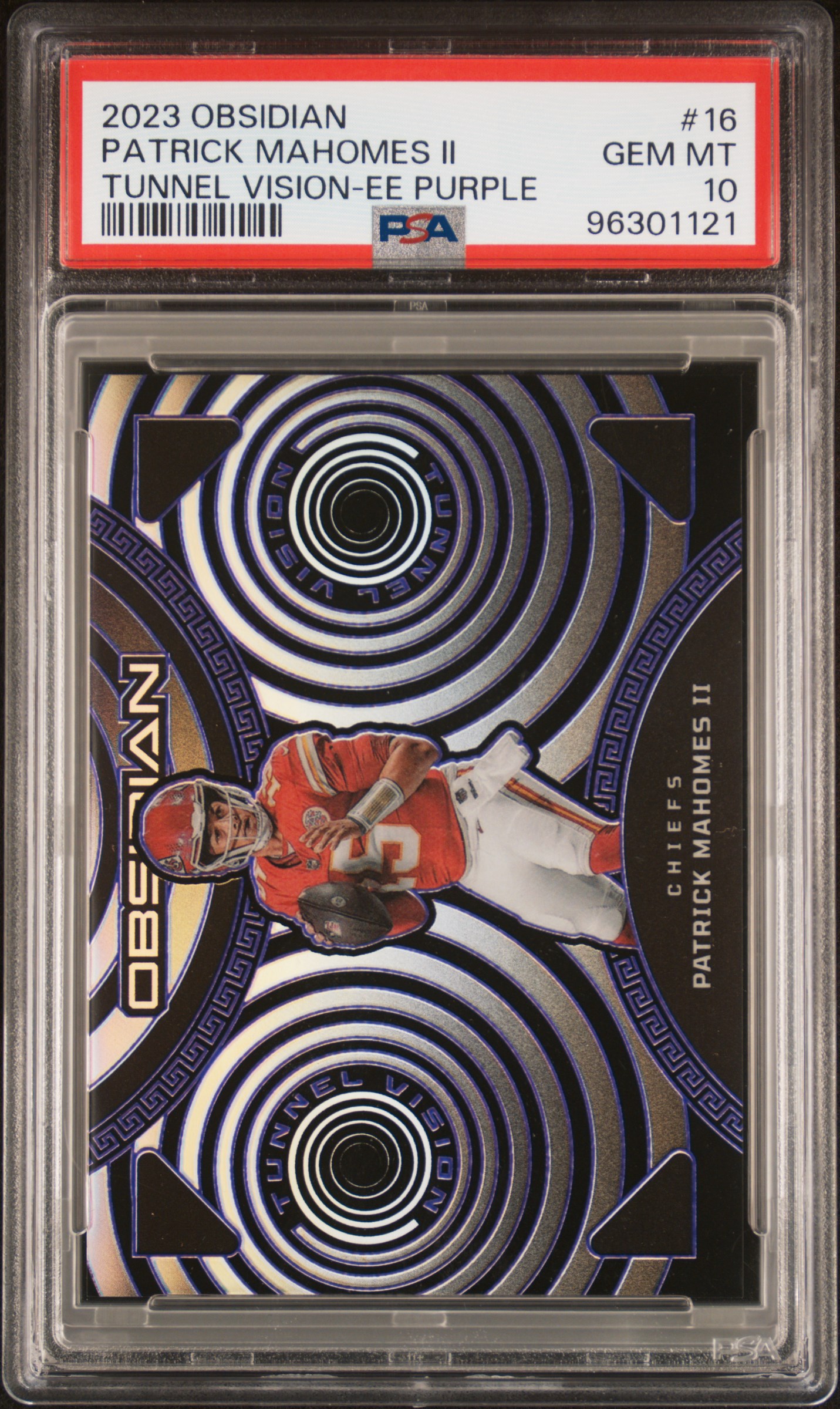 Mahomes 2023 PANINI OBSIDIAN TUNNEL VISION 22/75 PSA 10