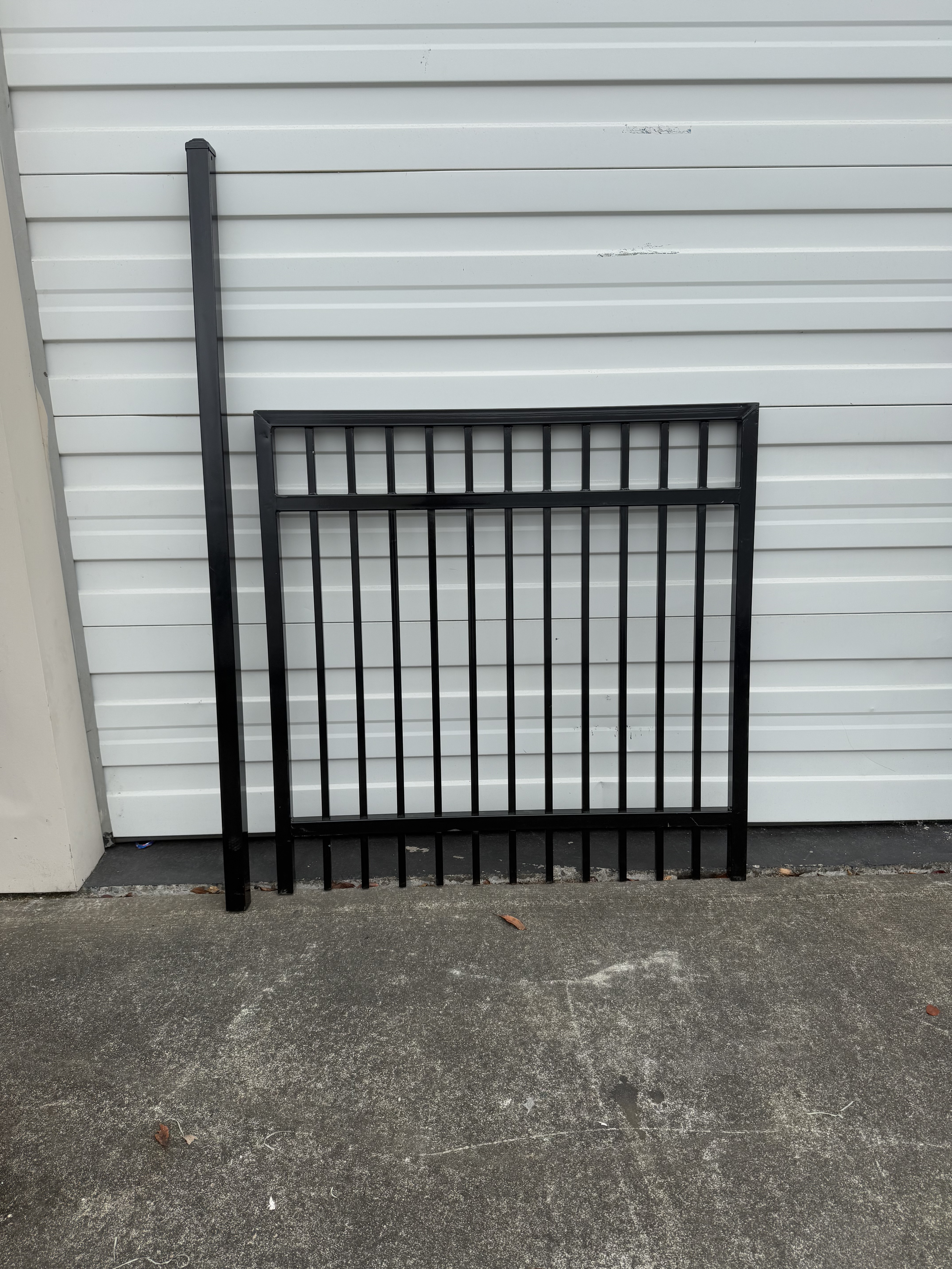 Heavy Duty Flat Top Fence Gate |  Metal Garden Fence Gate | 4x4 Feet