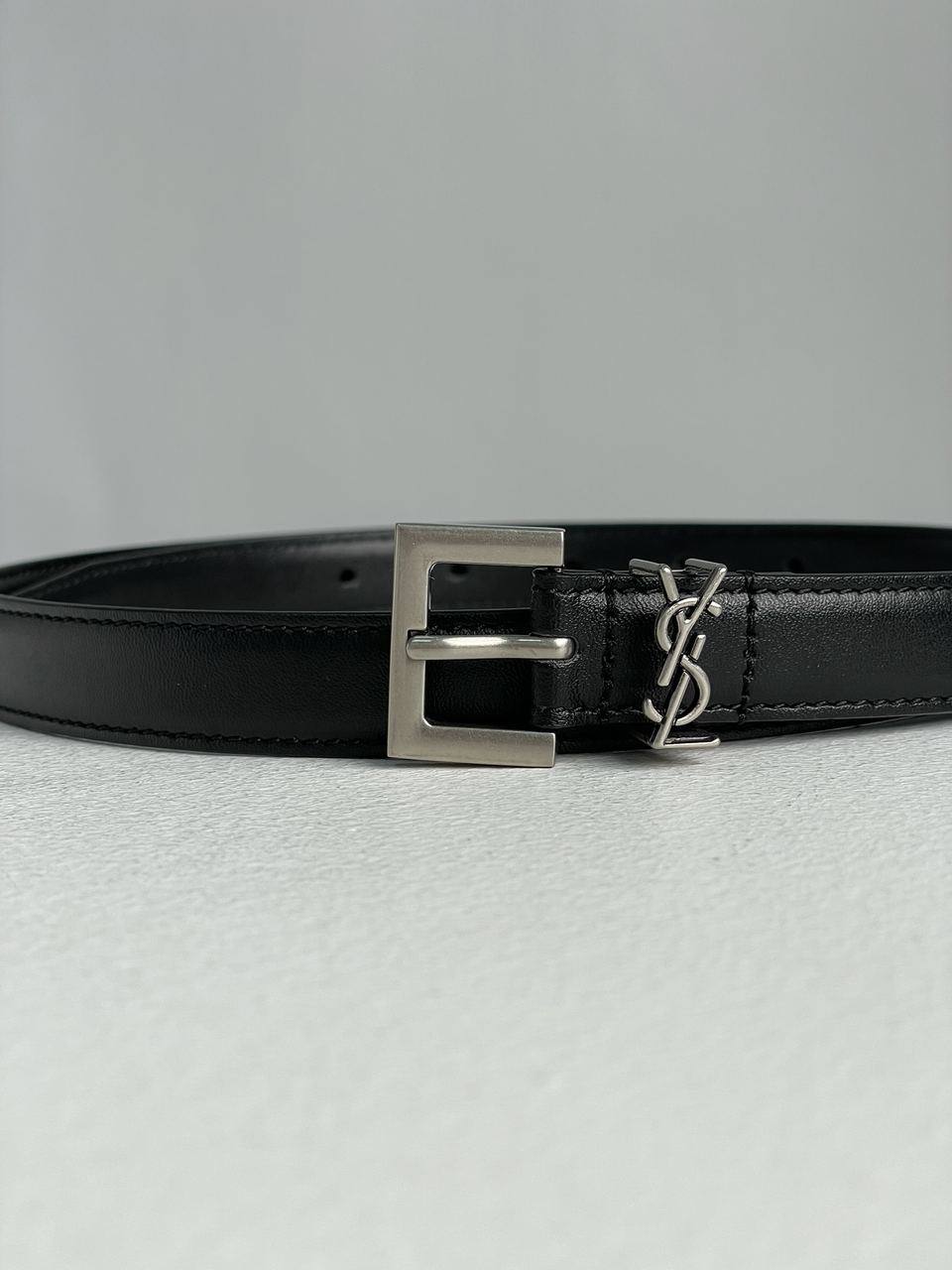 YSL Yves Saint Laurent Belt Silver 2.0