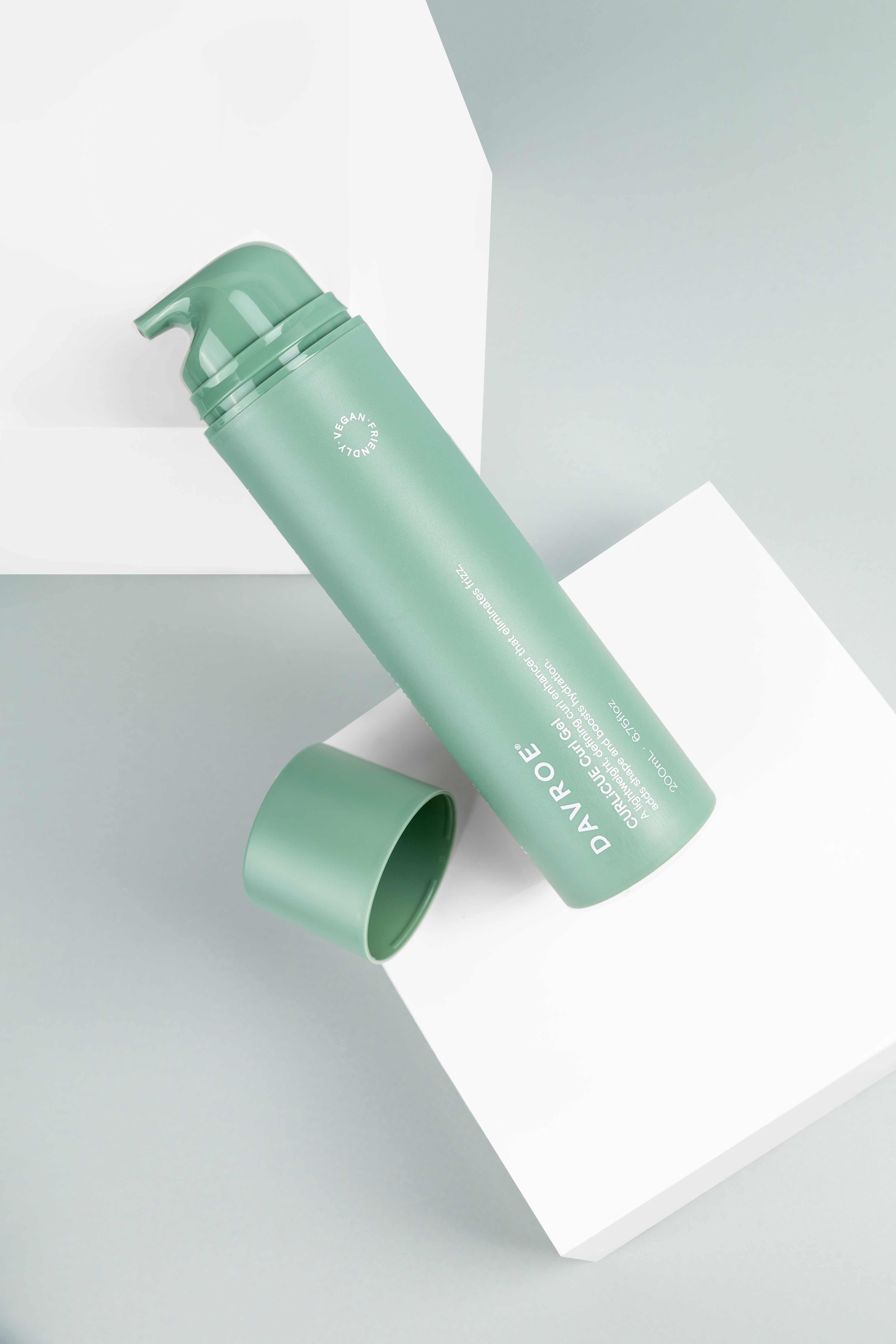 Гель для Кучерявого Волосся DAVROE Curlicue Curl Gel Delivers a Lightweight, 200мл.