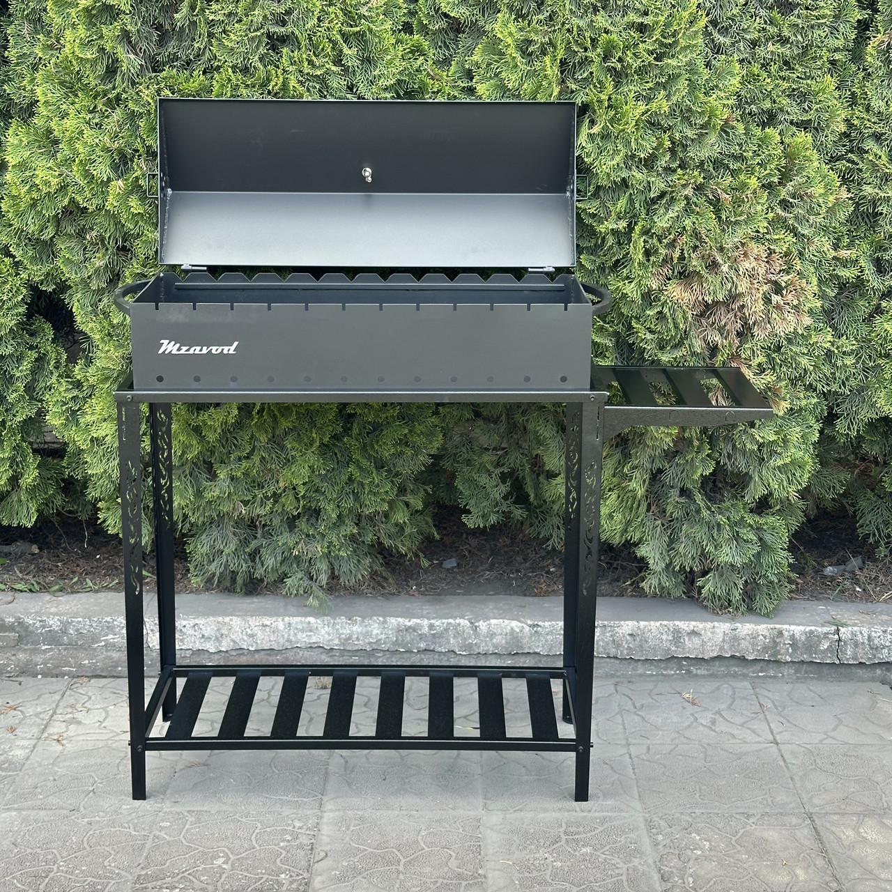 Мангал-барбекю Прометей на 12 шампурів 3мм на дровниці