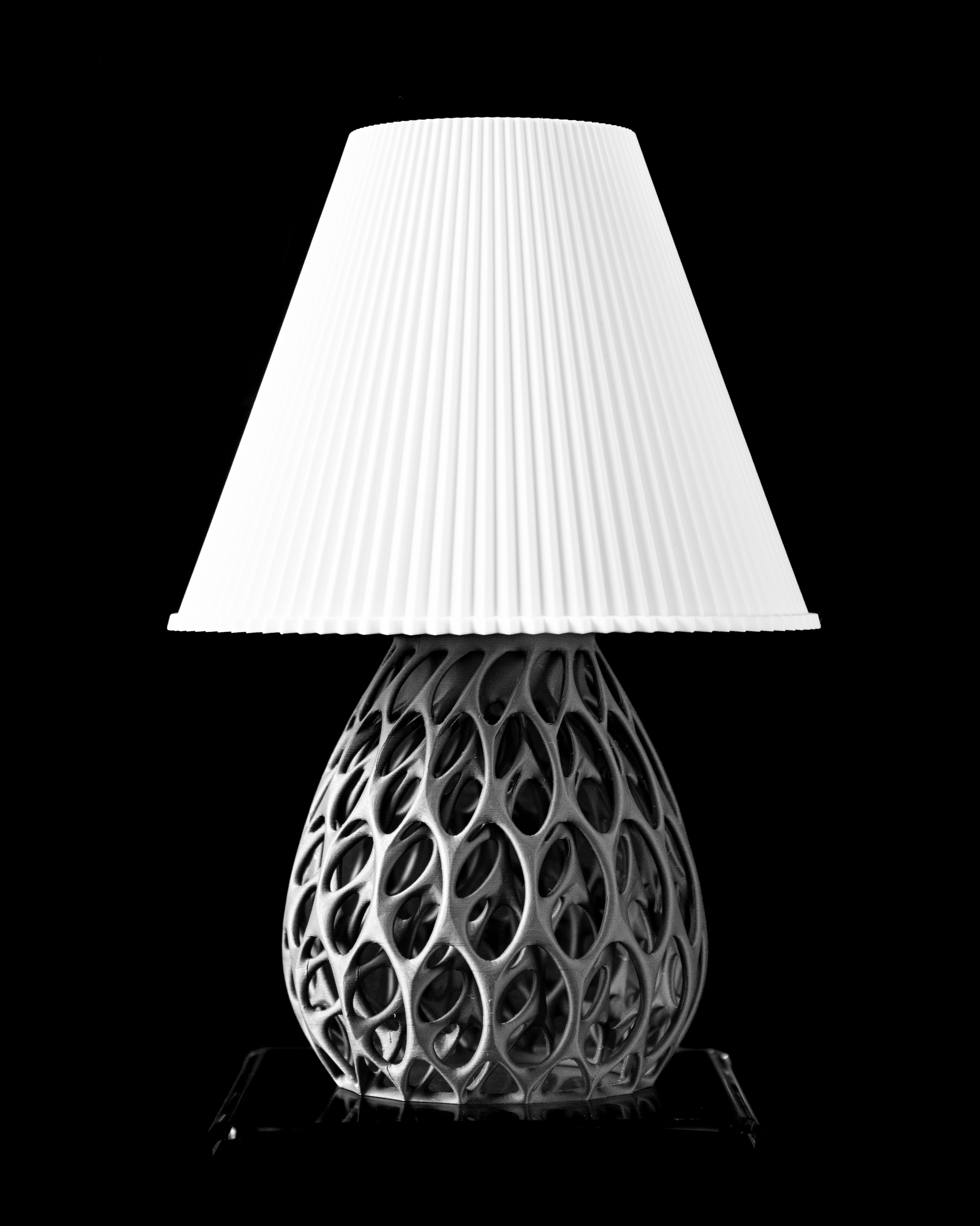 Invader Table Lamp 02 – Modern 3D Printed Table Lamp