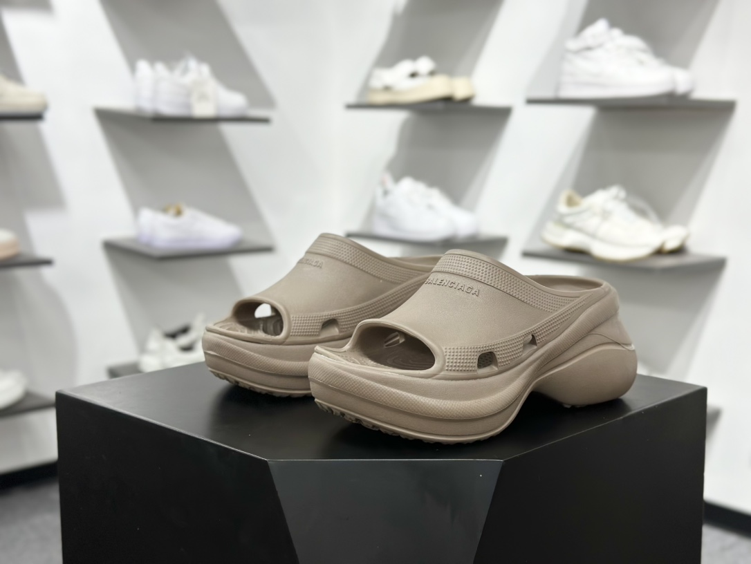 Balenciaga x Crocs Cruise Platform Mule Sandals 720762 W1S8E