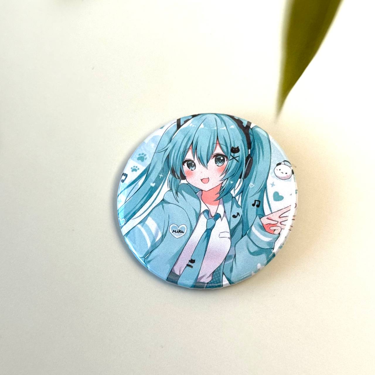 Значок Хацуне Міку, Hatsune Miku