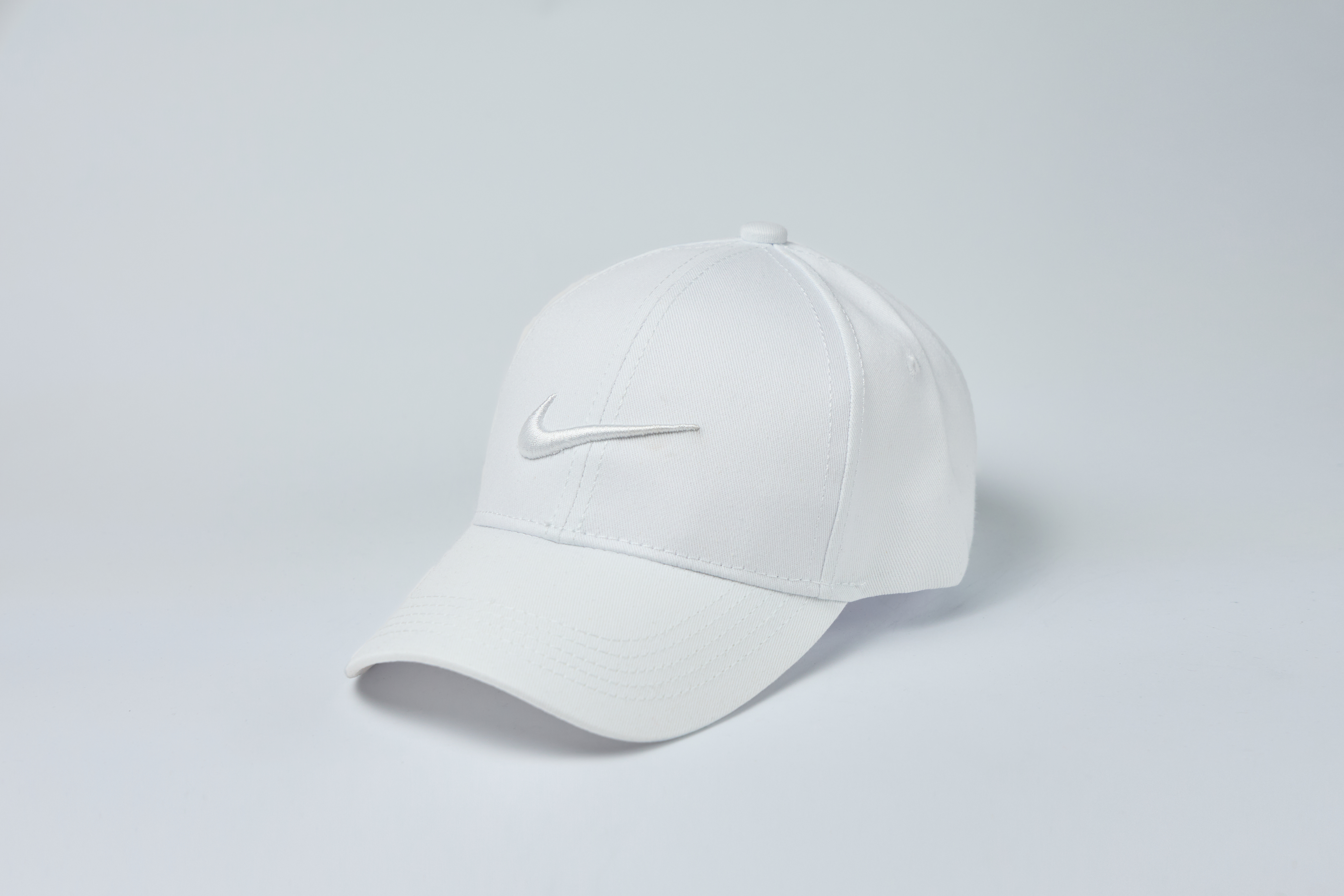 Бейсболка Біла Вишивка Біла Лого Найк - Nike  Копія