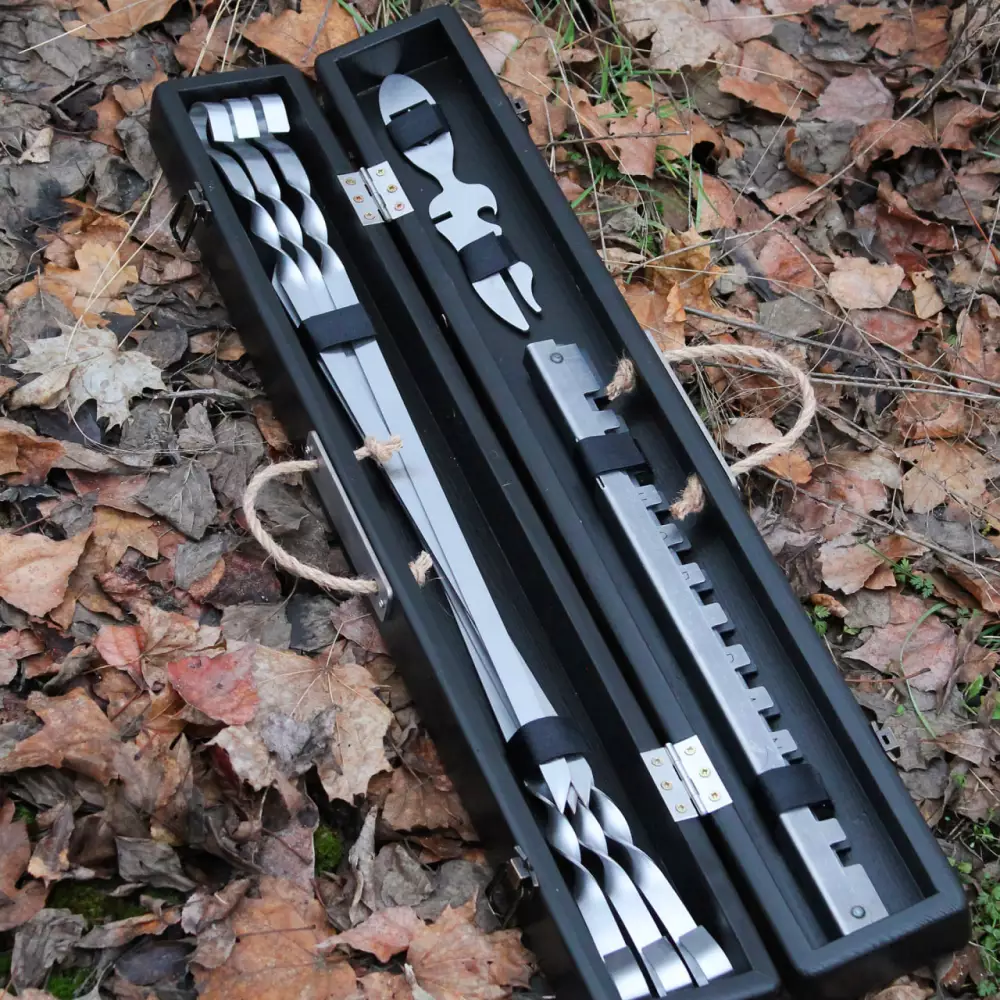 Набір шампурів в дерев'яній коробці КАРПАТСЬКИЙ