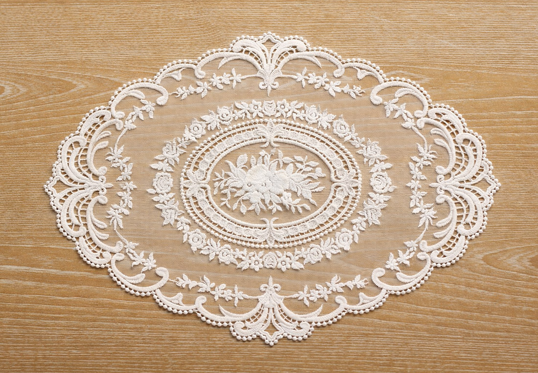 Lace Bouquet Мереживна сервірувальна серветка