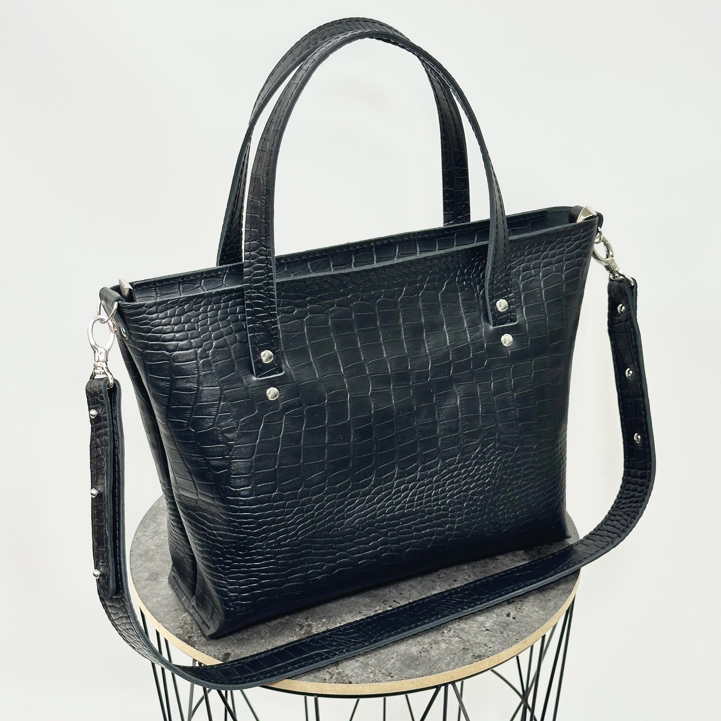 Сумка Tata у меншому розмірі