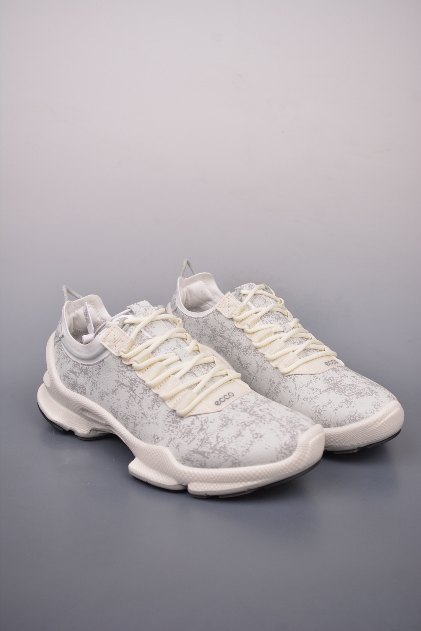 ECCO BIOM C  5004543129