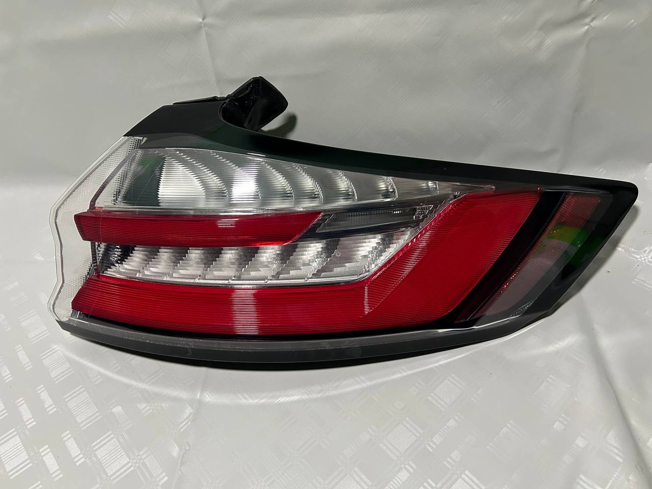 Ford Edge комплектація SEL б.у оригінал Права в крило 2018 - 2024 роки