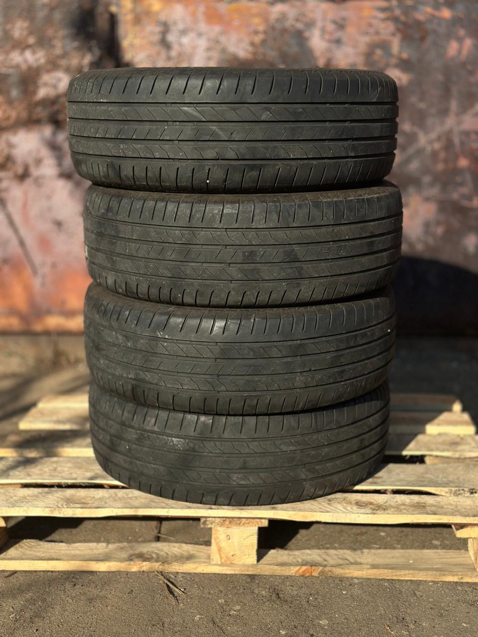 BRIDGESTONE ALENZA 001    225/65/17