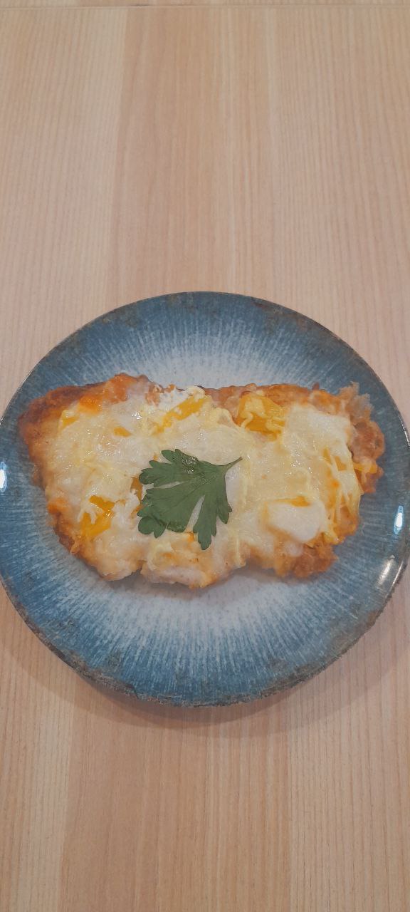 Відбивна куряча з ананасом