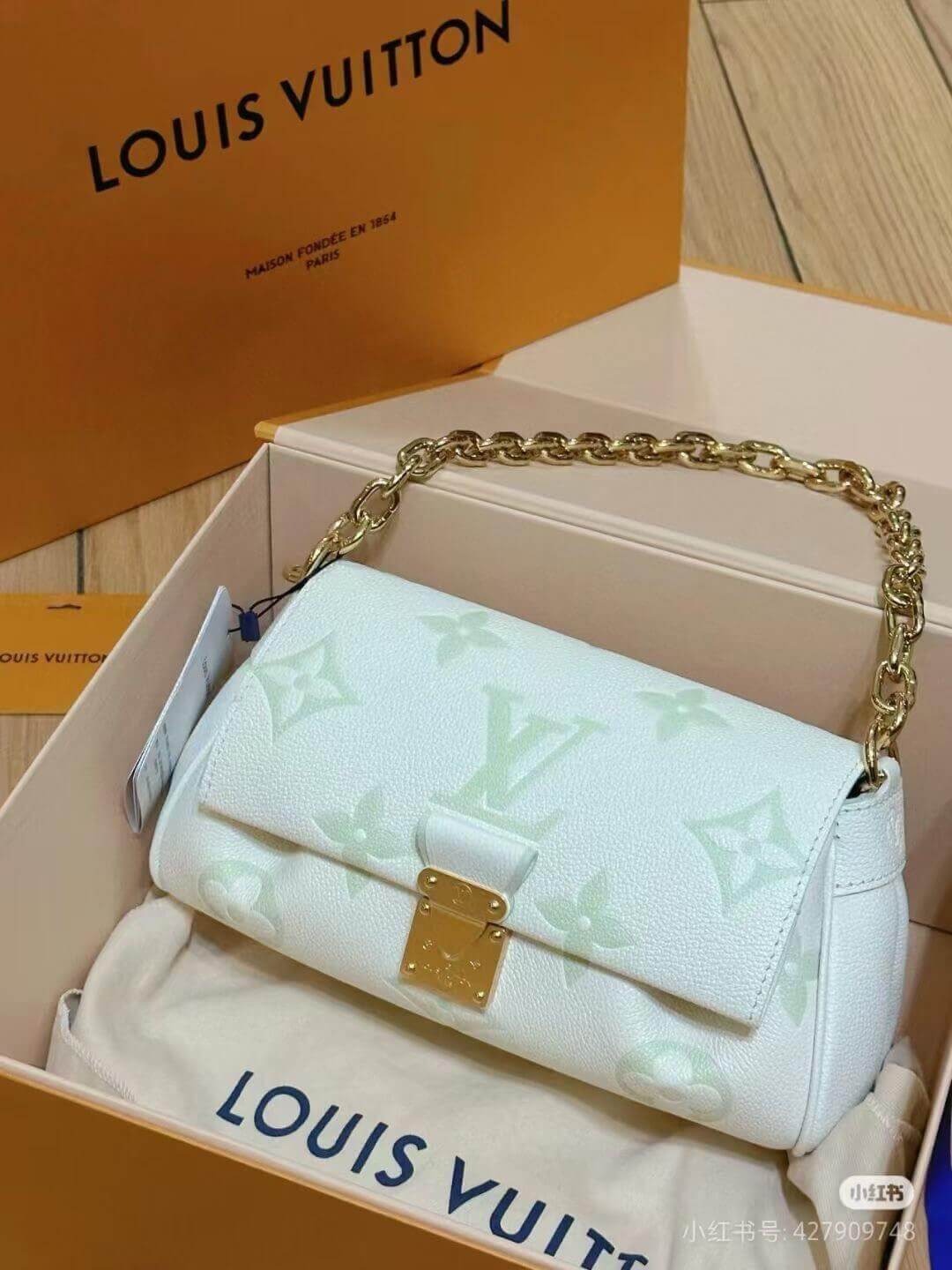 Сумка Louis Vuitton