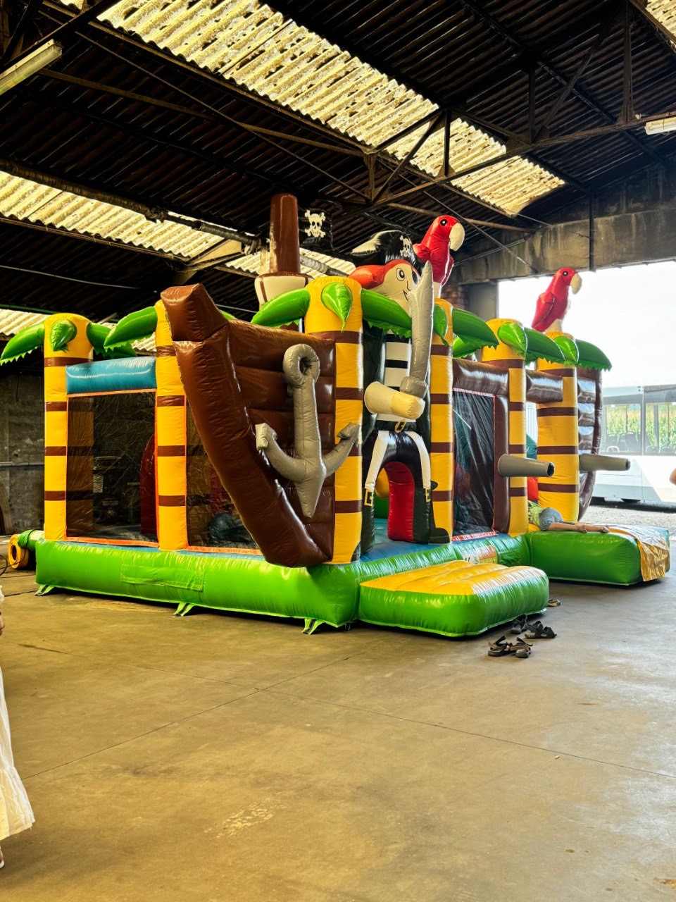 Springkasteel Piratenboot huren – Maldegem, kinderen 3 tot 13 jaar