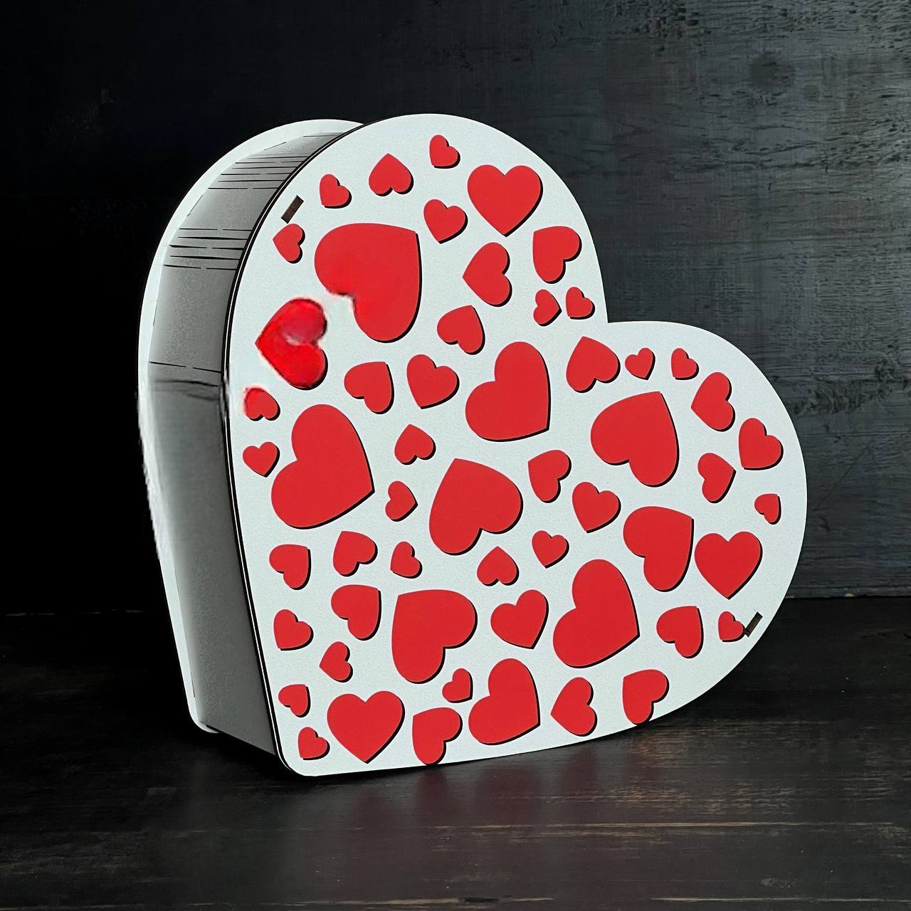Бокс "Серце" з принтом "Червоні сердечка" білий 27х24х8 см