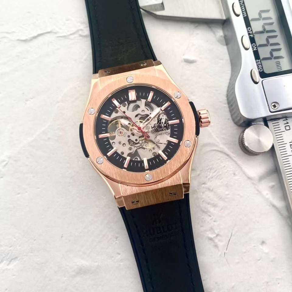 Hublot classic fusion skeleton REF  515.OX.0180.LR-12