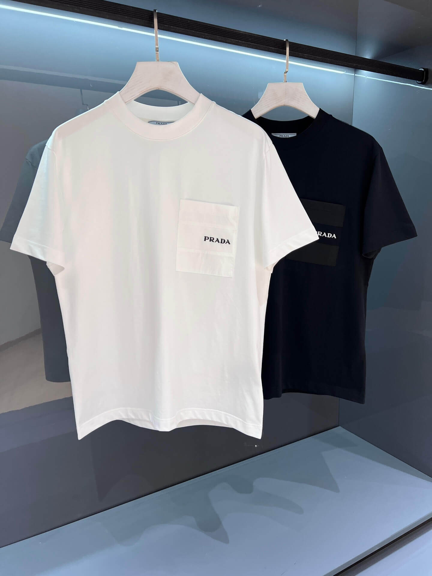 Prada футболка