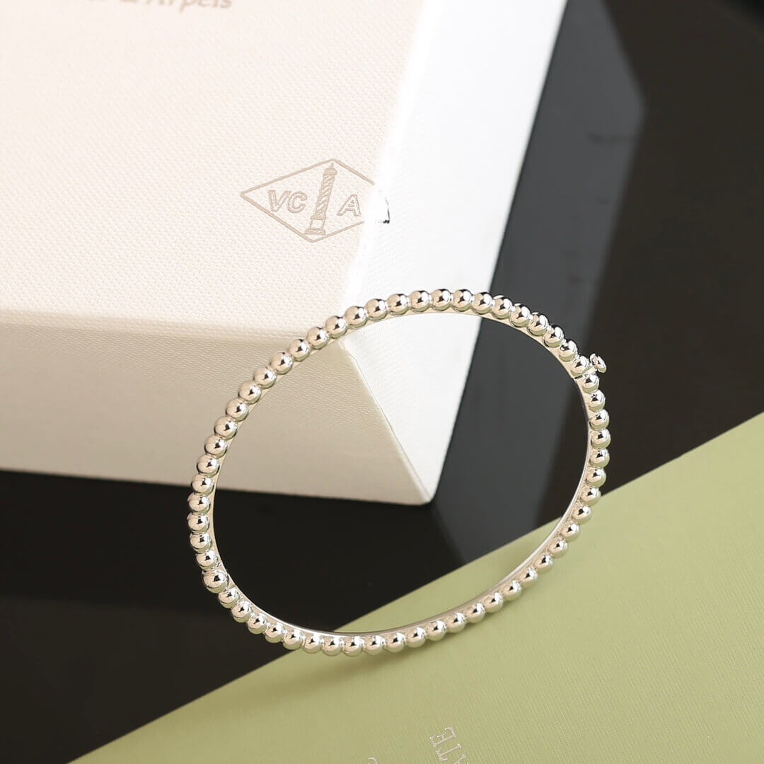 Van Cleef&Arpels браслет