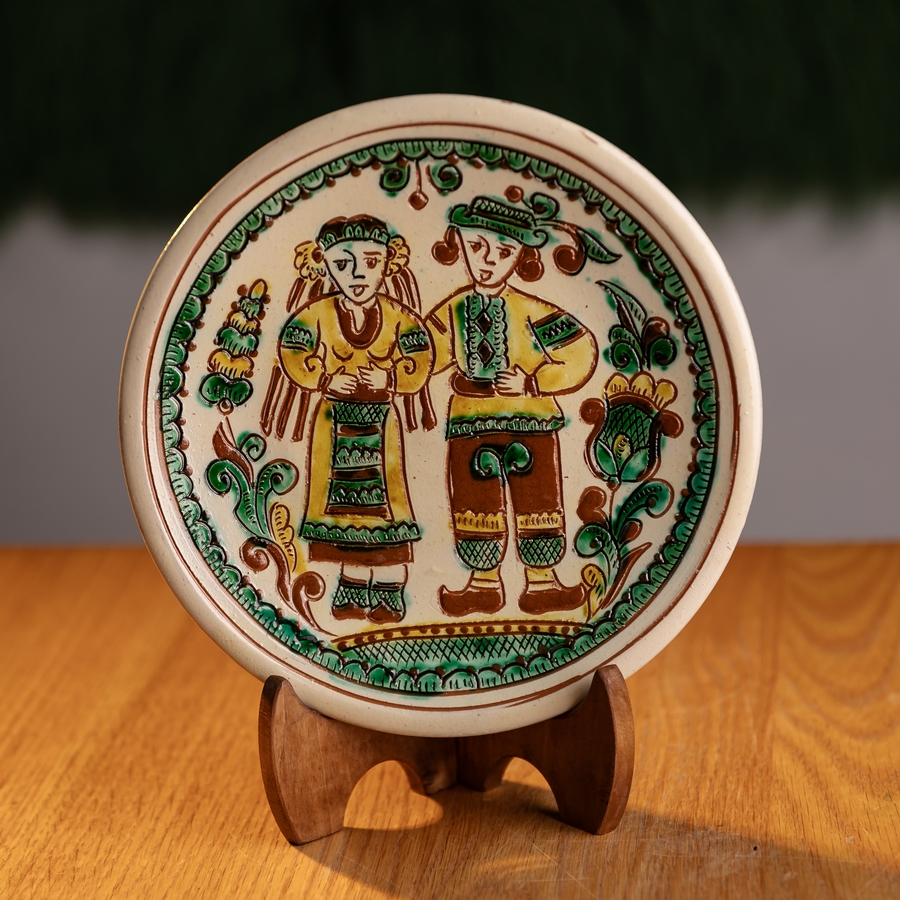 Таріль на стіну 