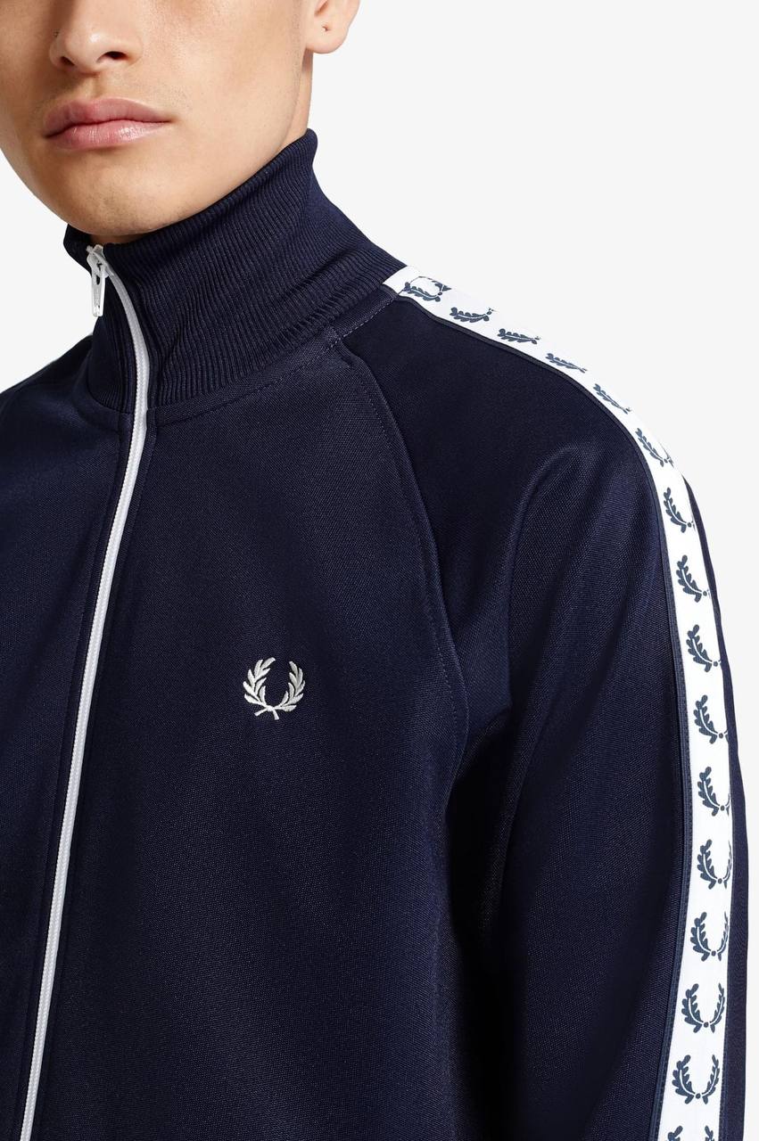 Олімпійка Fred Perry з лампасами