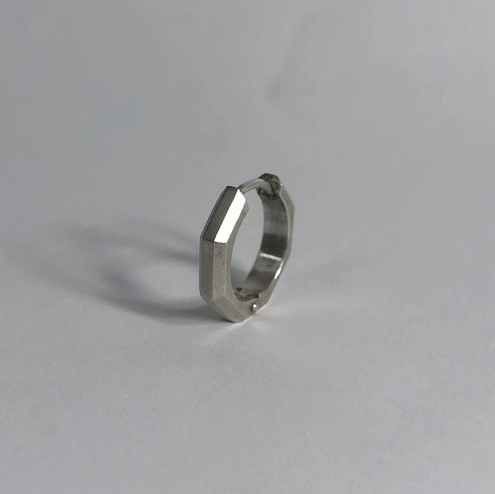 G25 earring Sania Jeweler