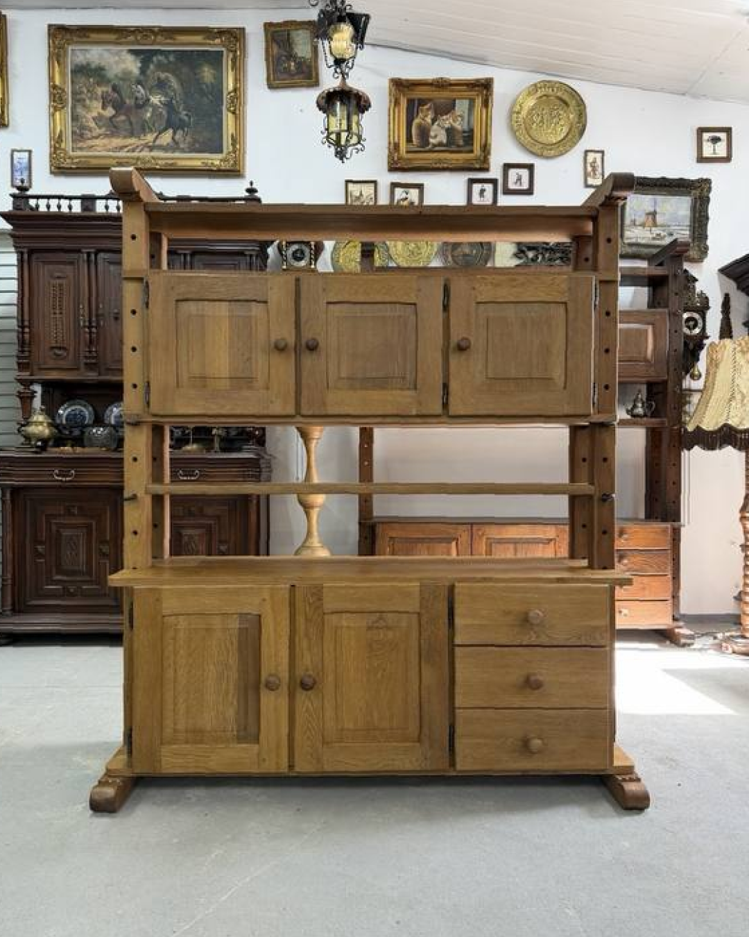 Дубова сирна шафа