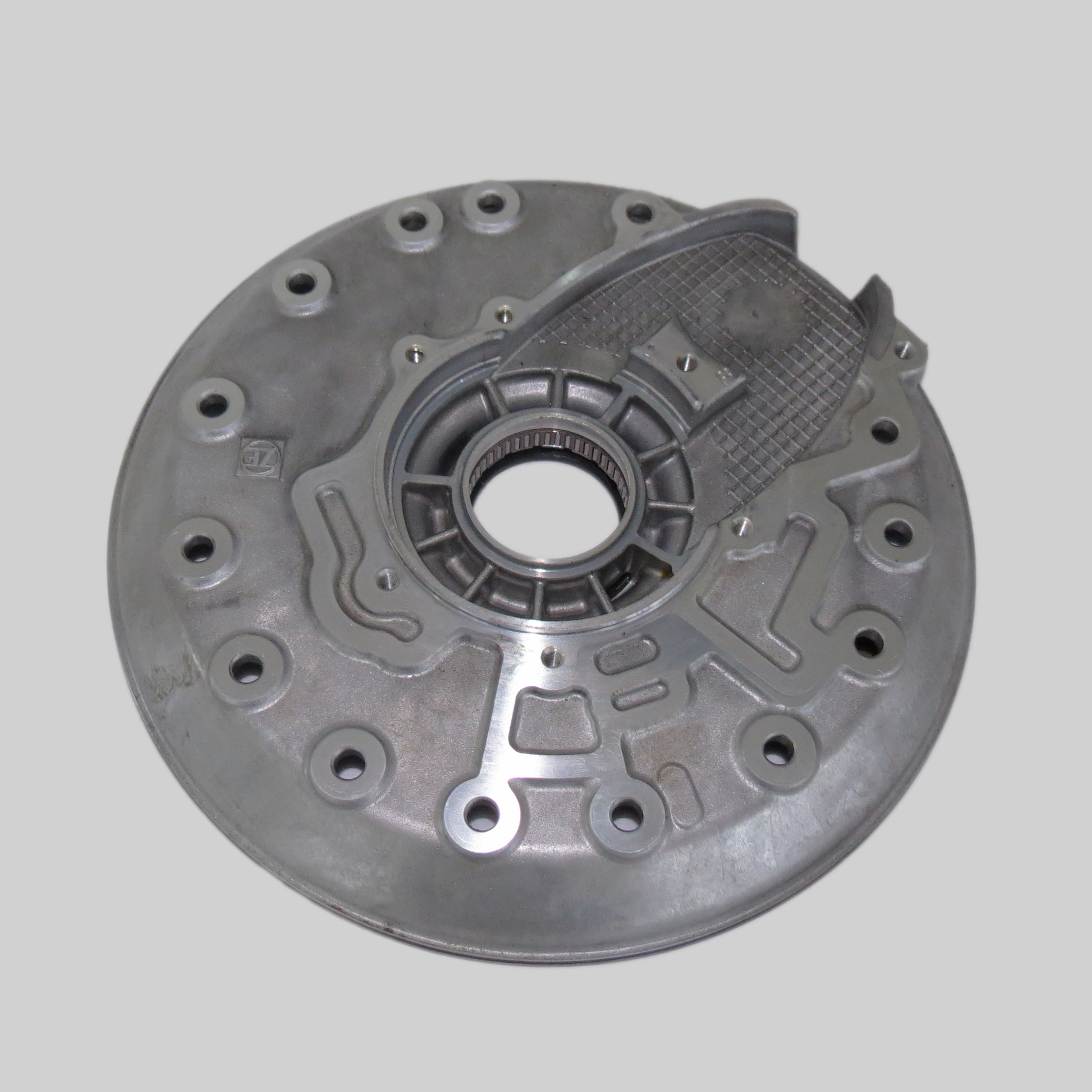 Передня кришка ZF 8HP70
