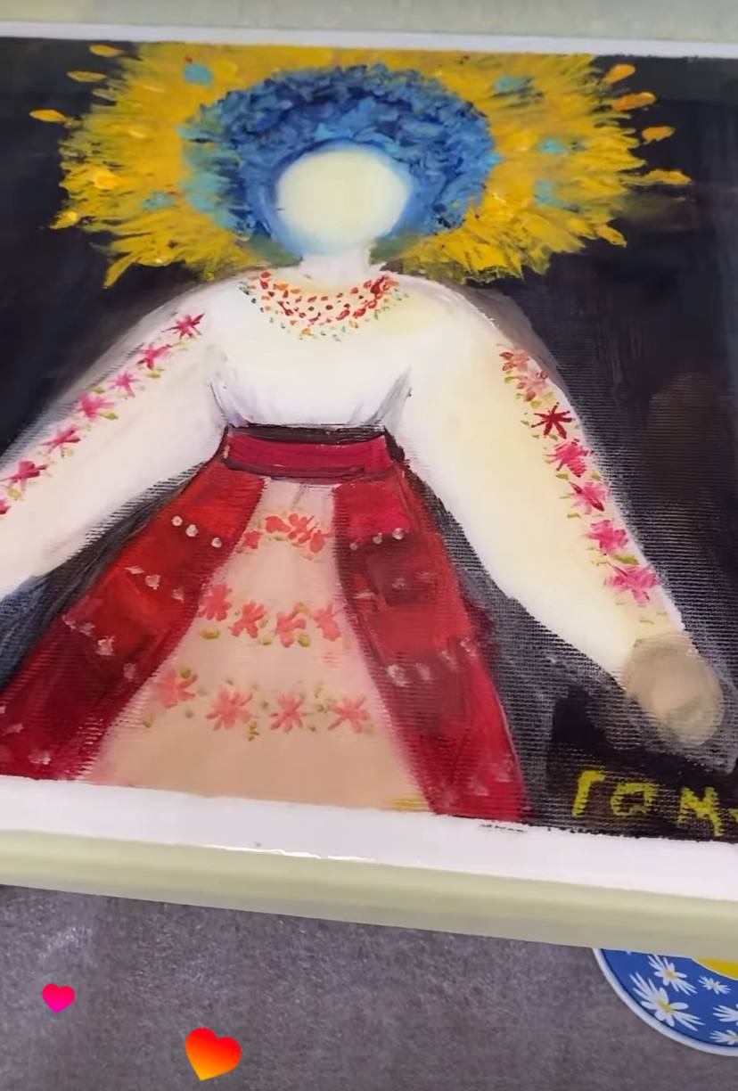 Покриття картин смолою