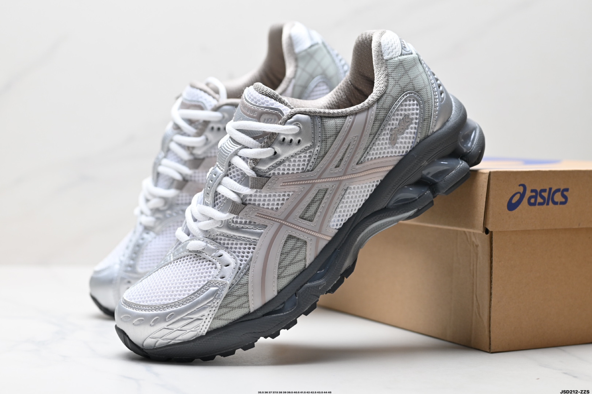 Asics GEL-Nimbus 10.1 1203A543-002 06