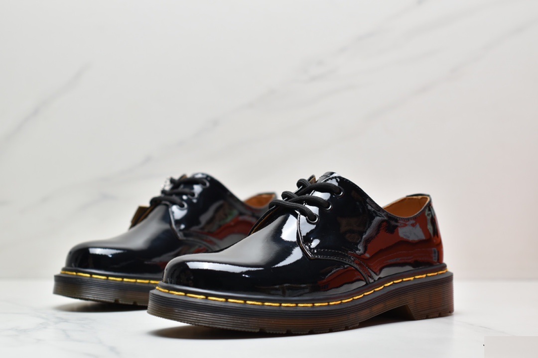 Dr.Martens 1461 Black Patent Lamper