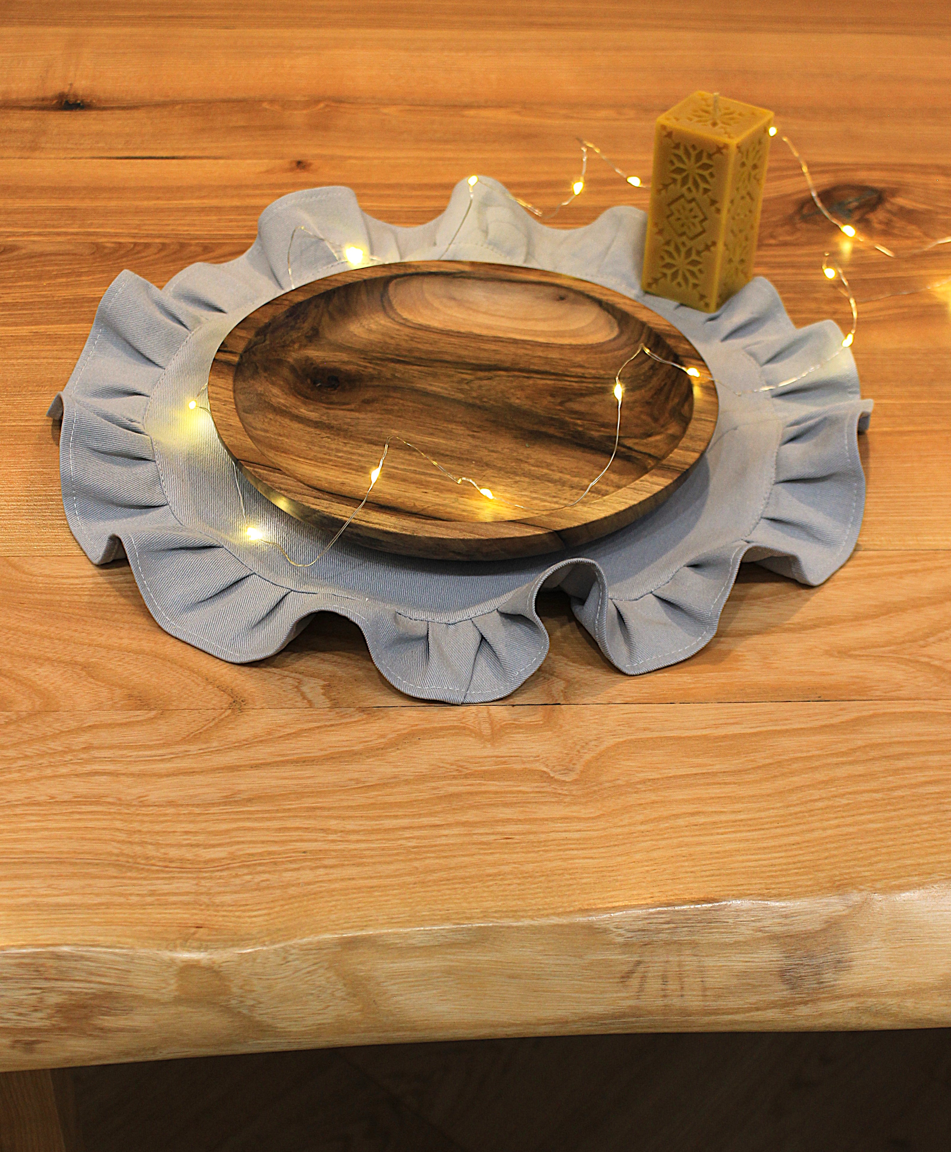 Миска плоска з горіха  ручної роботи