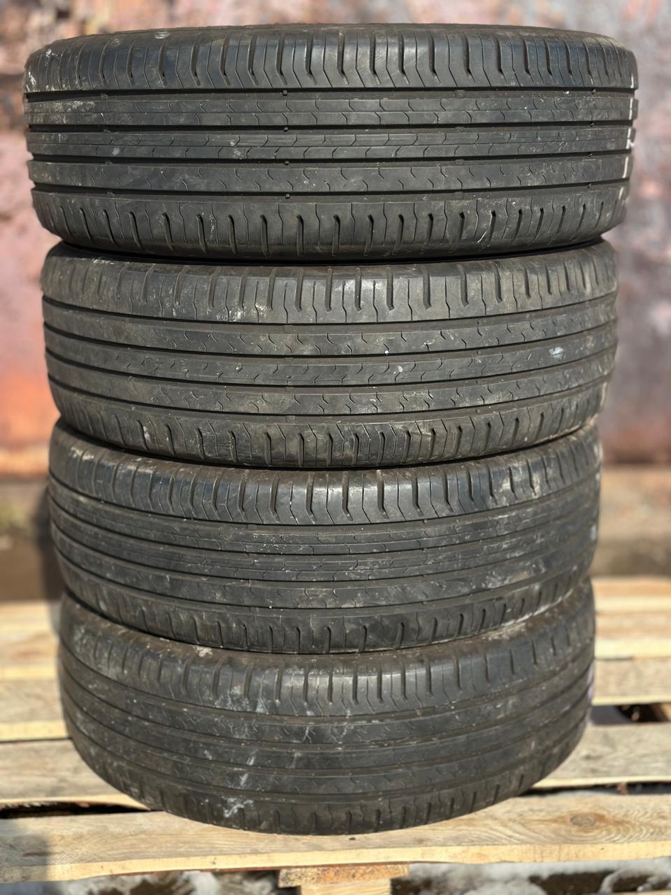 CONTINENTAL ContiEcoContact 5    215/60/17