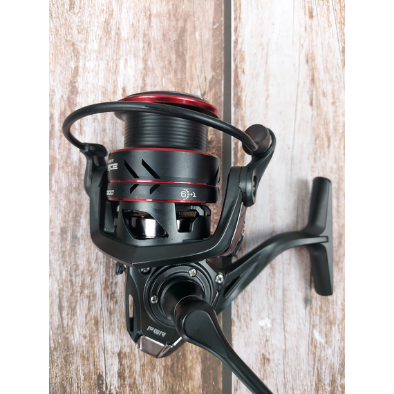 Котушка спінінгова Select Force 2500S