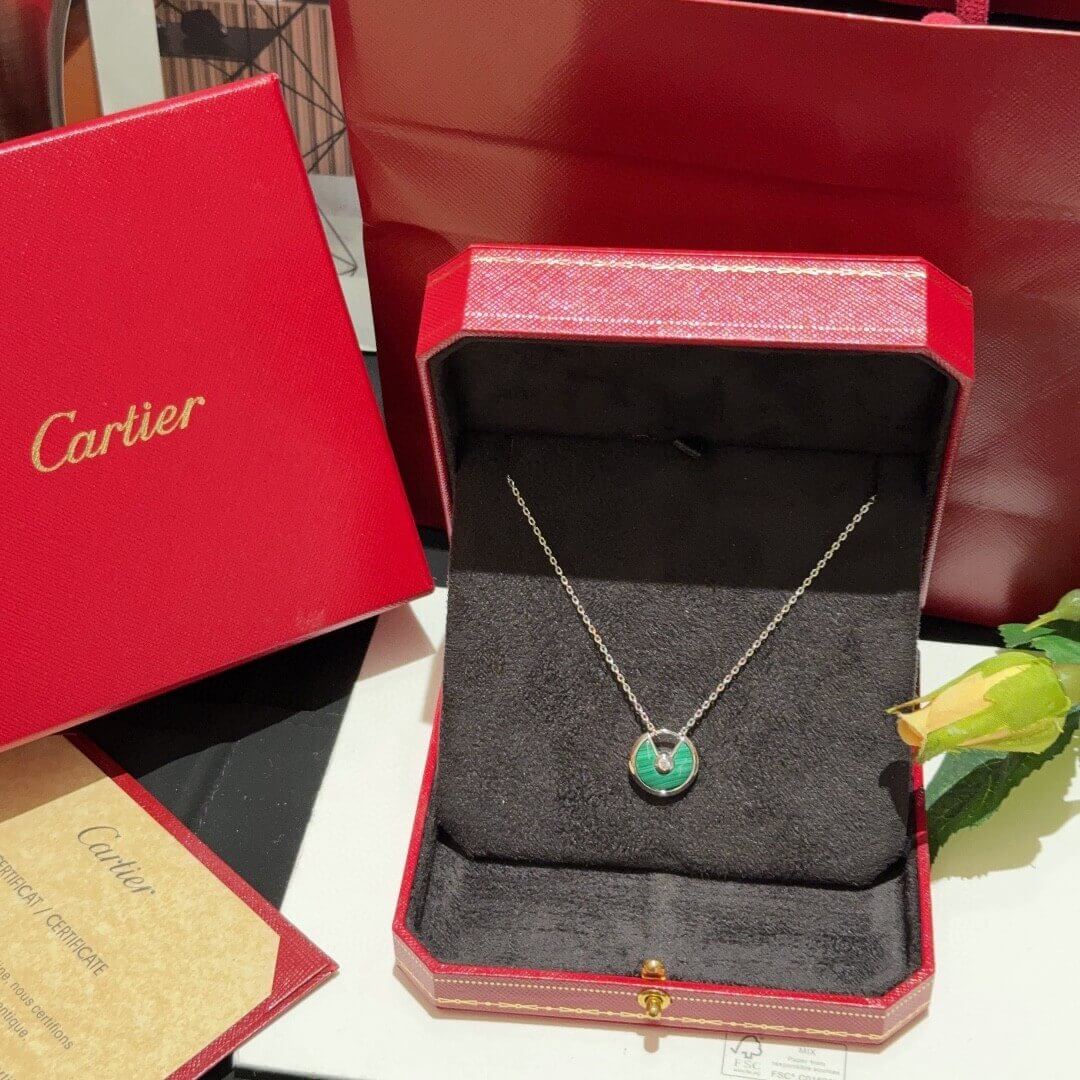 Cartier підвіска