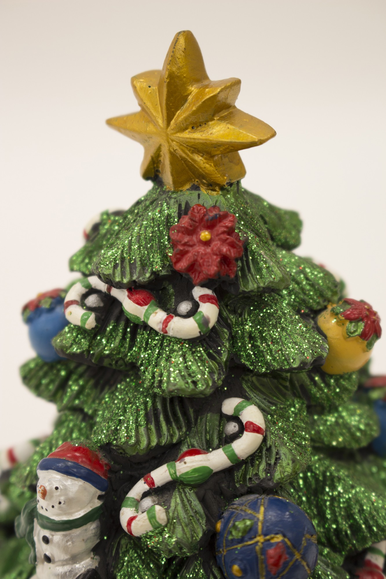 Новорічна ялинка з музичною коробкою 22×16×16 см