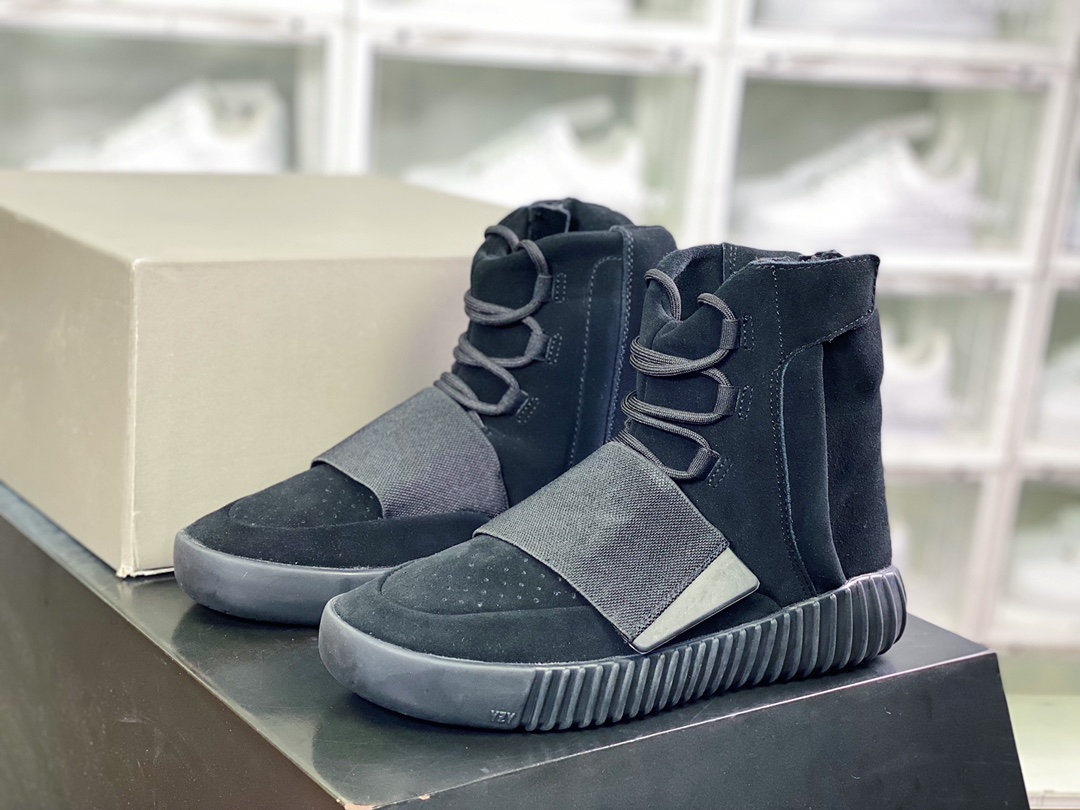 Kanye West x Originals YEEZY BOOST 750″Triple Black” BB1839