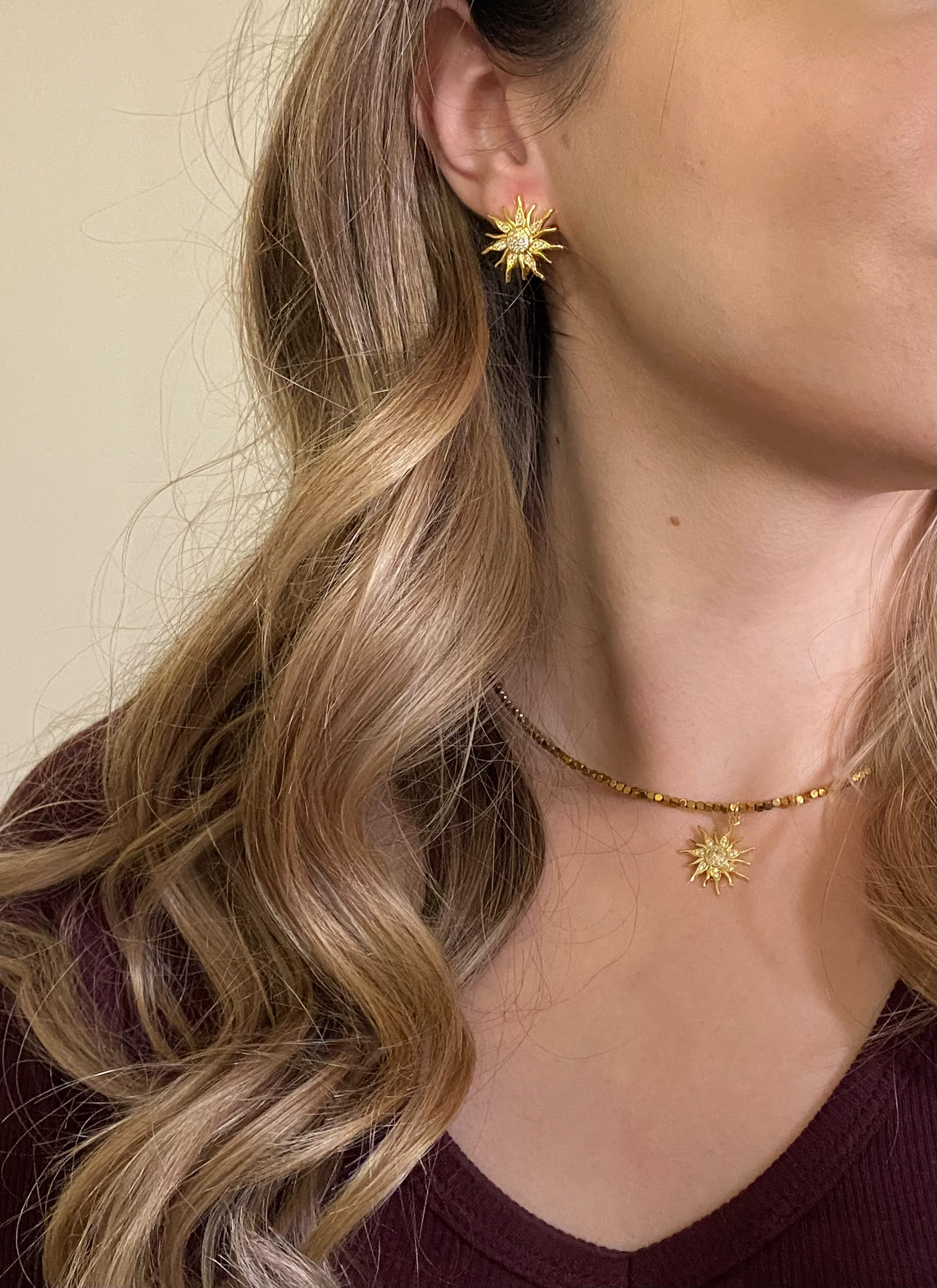 Чокер з кулоном сонце із натуральним гематитом