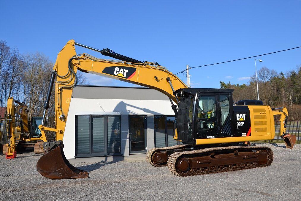 Екскаватор гусеничний caterpillar 320 | 2017 рік | 5 000 мотогодин